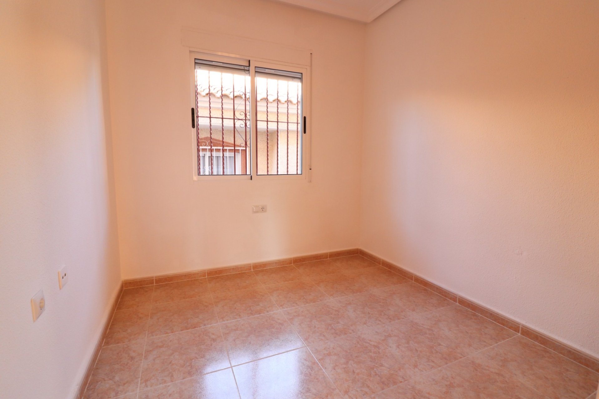 Herverkoop - Detached House / Villa - Algorfa - Montemar