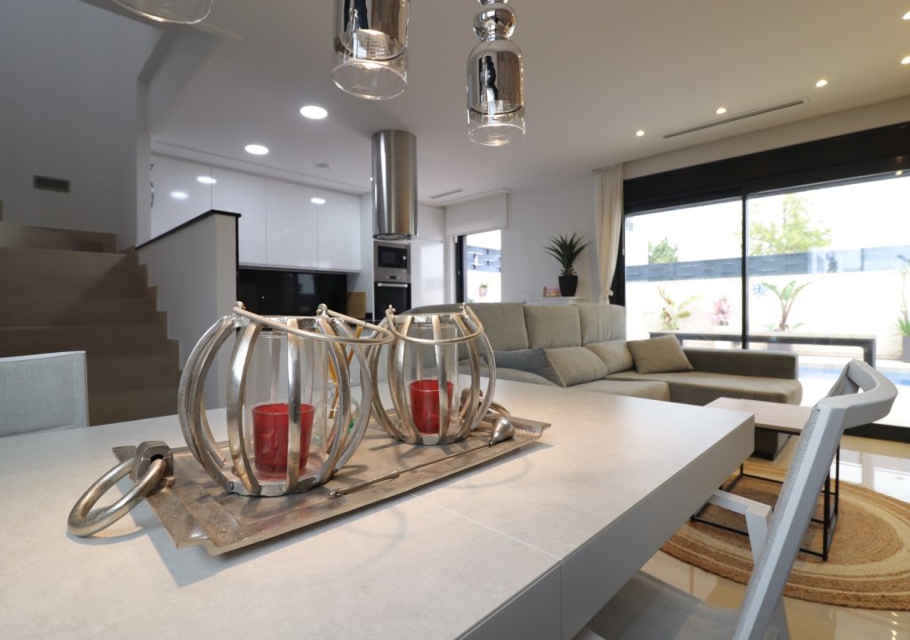 Herverkoop - Detached House / Villa - Benijofar - Benijofar - Village