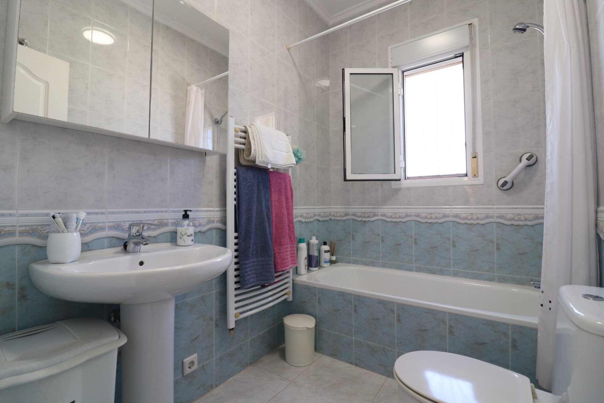 Herverkoop - Detached House / Villa - Benimar - Benimar II