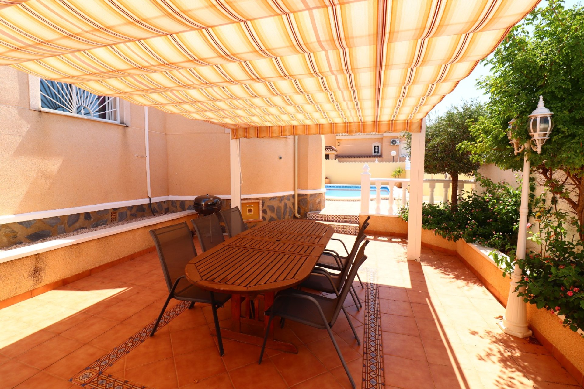 Herverkoop - Detached House / Villa - Benimar - Benimar II