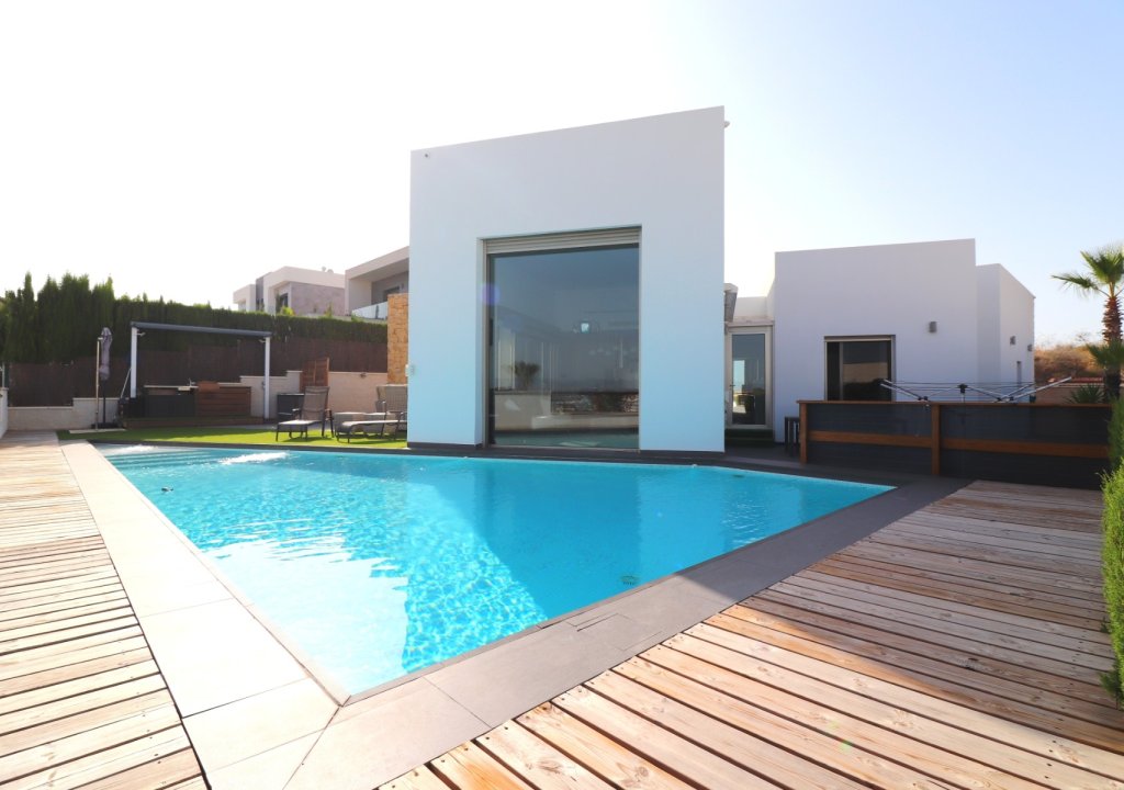 Herverkoop - Detached House / Villa - Benimar - Benimar III