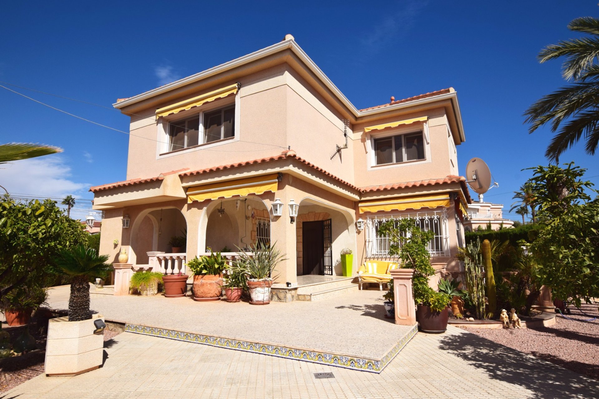 Herverkoop - Detached House / Villa - Ciudad Quesada - Central Quesada