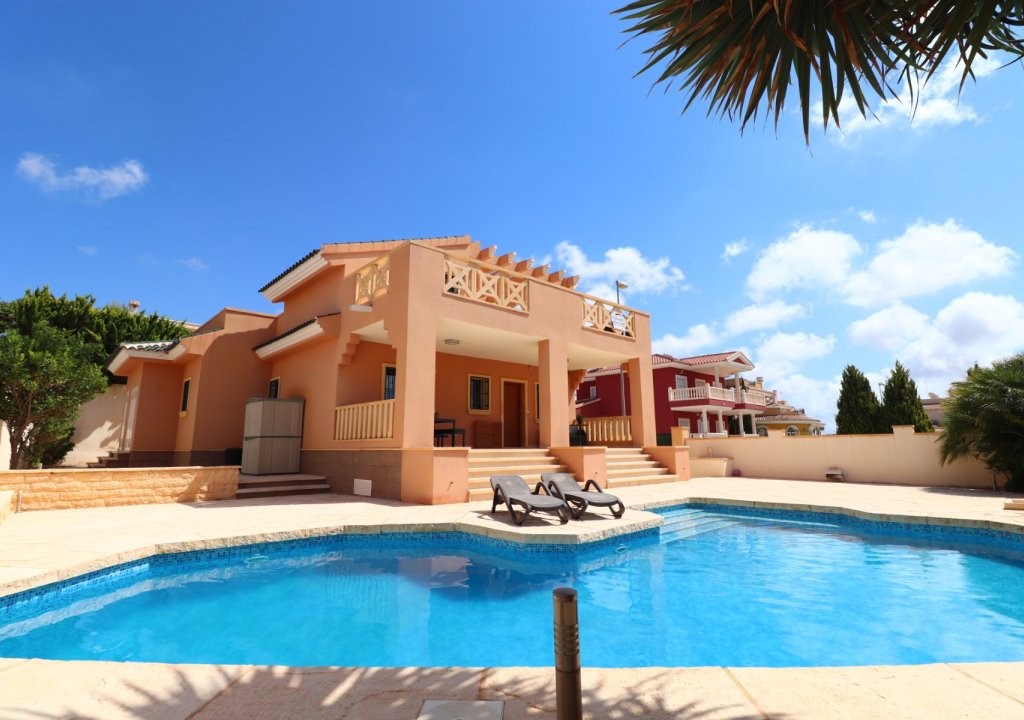Herverkoop - Detached House / Villa - Ciudad Quesada - La Fiesta