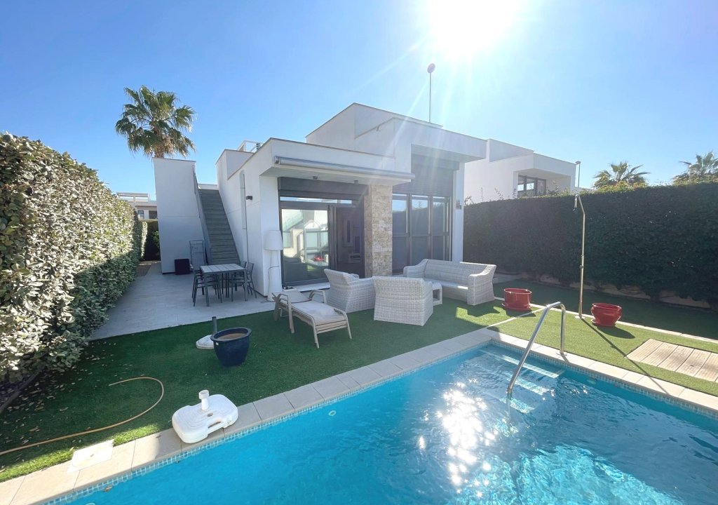 Herverkoop - Detached House / Villa - Ciudad Quesada - Pueblo Bravo