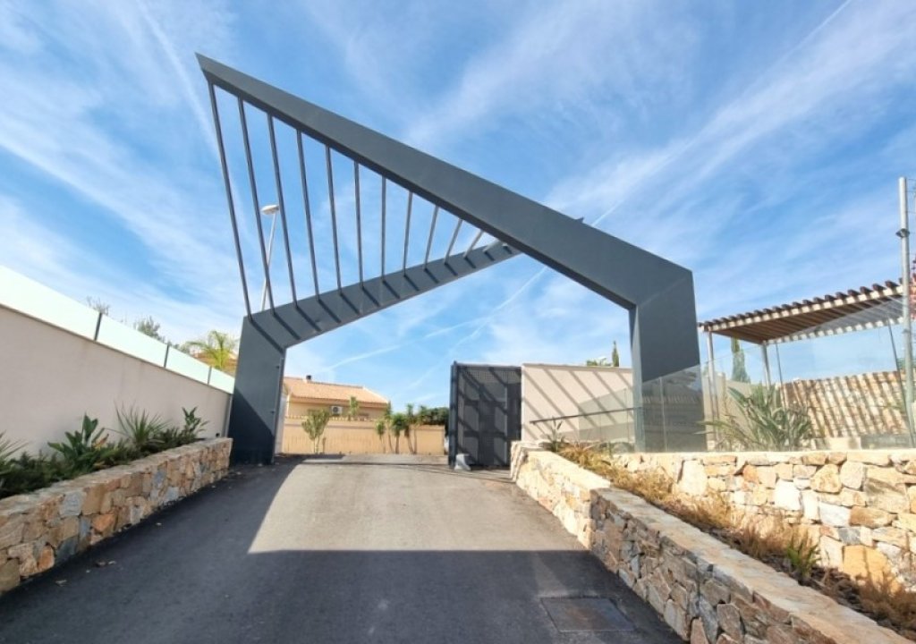 Herverkoop - Detached House / Villa - Ciudad Quesada - Rojales