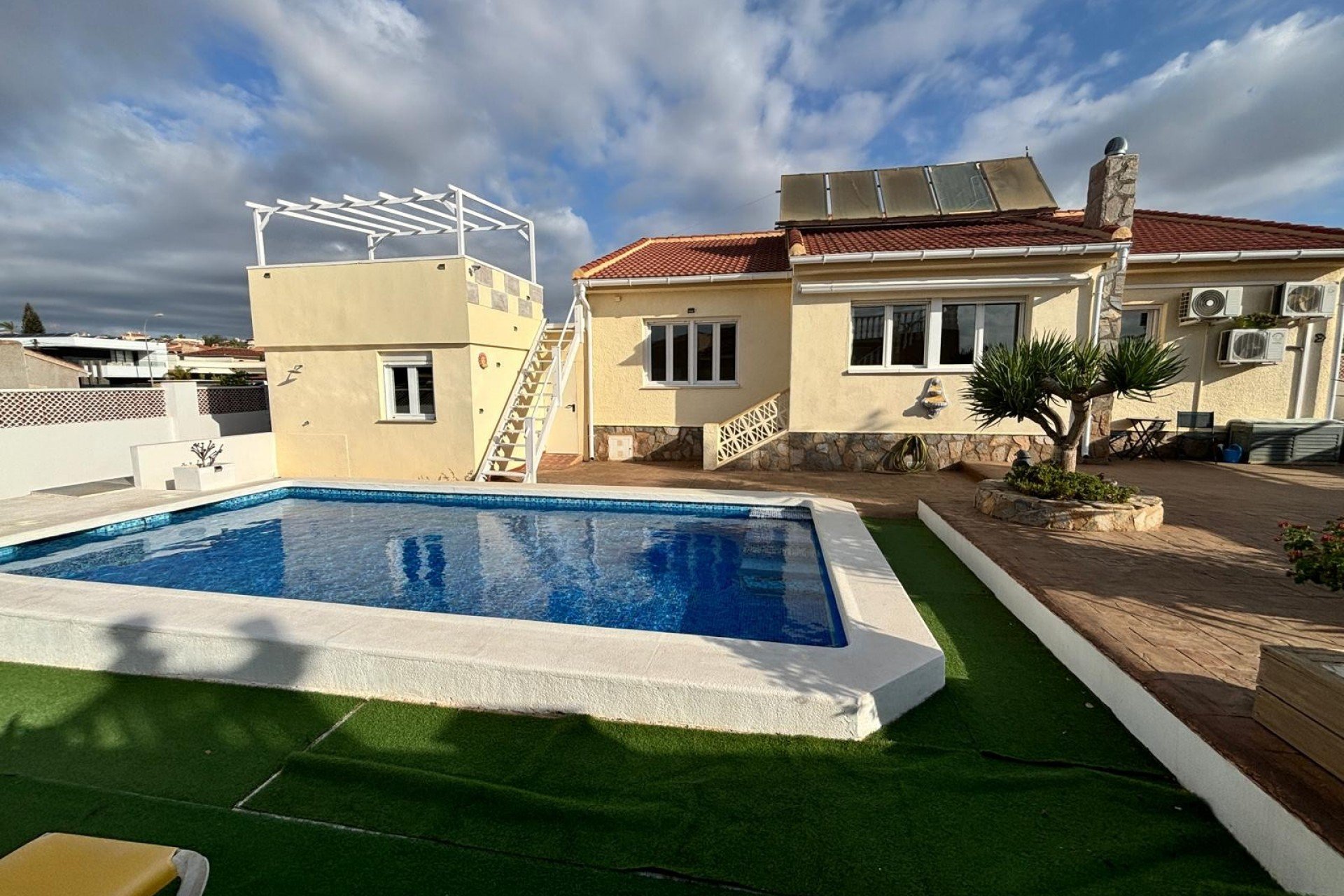 Herverkoop - Detached House / Villa - Ciudad Quesada - Rojales