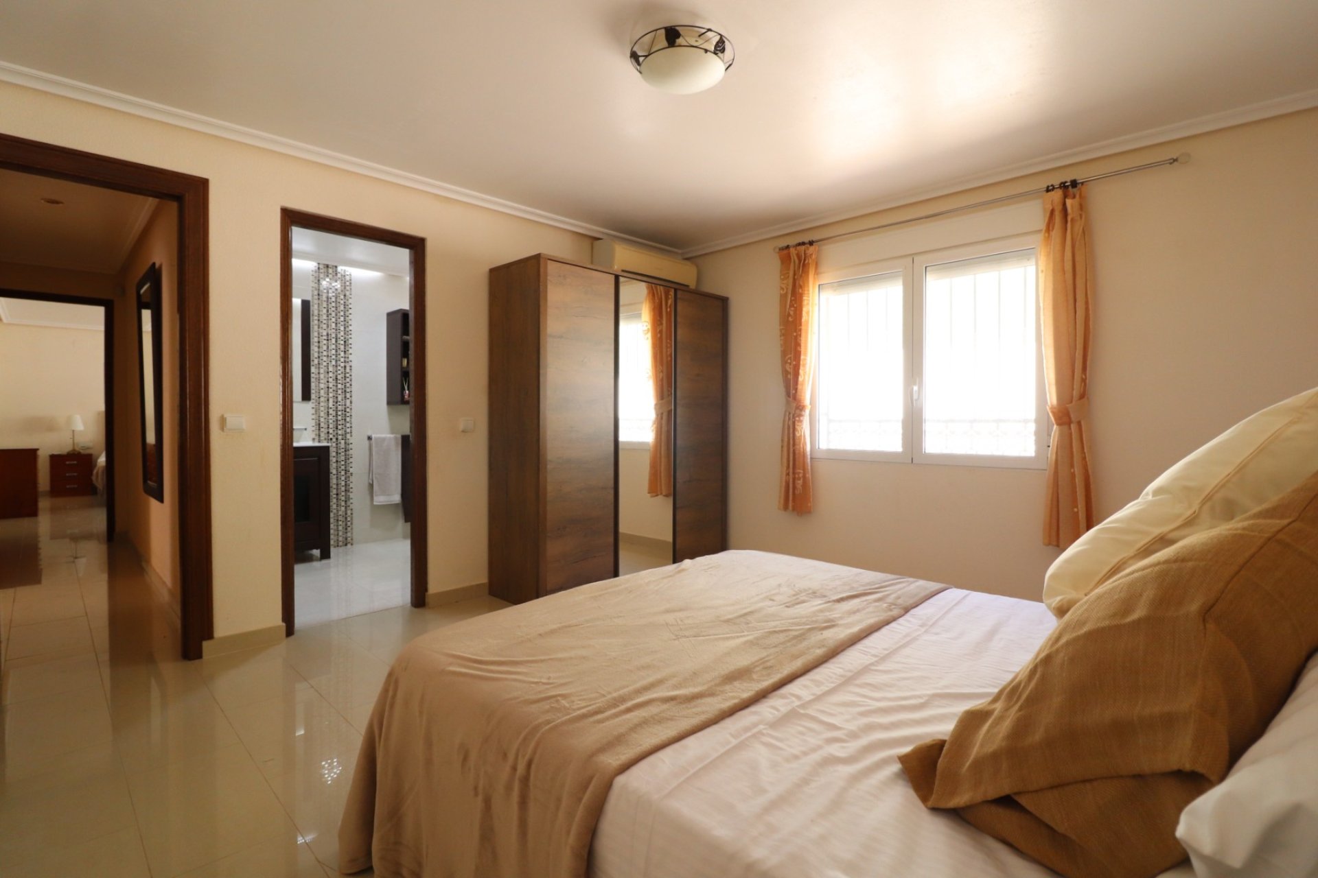 Herverkoop - Detached House / Villa - La Marina - La Escuera