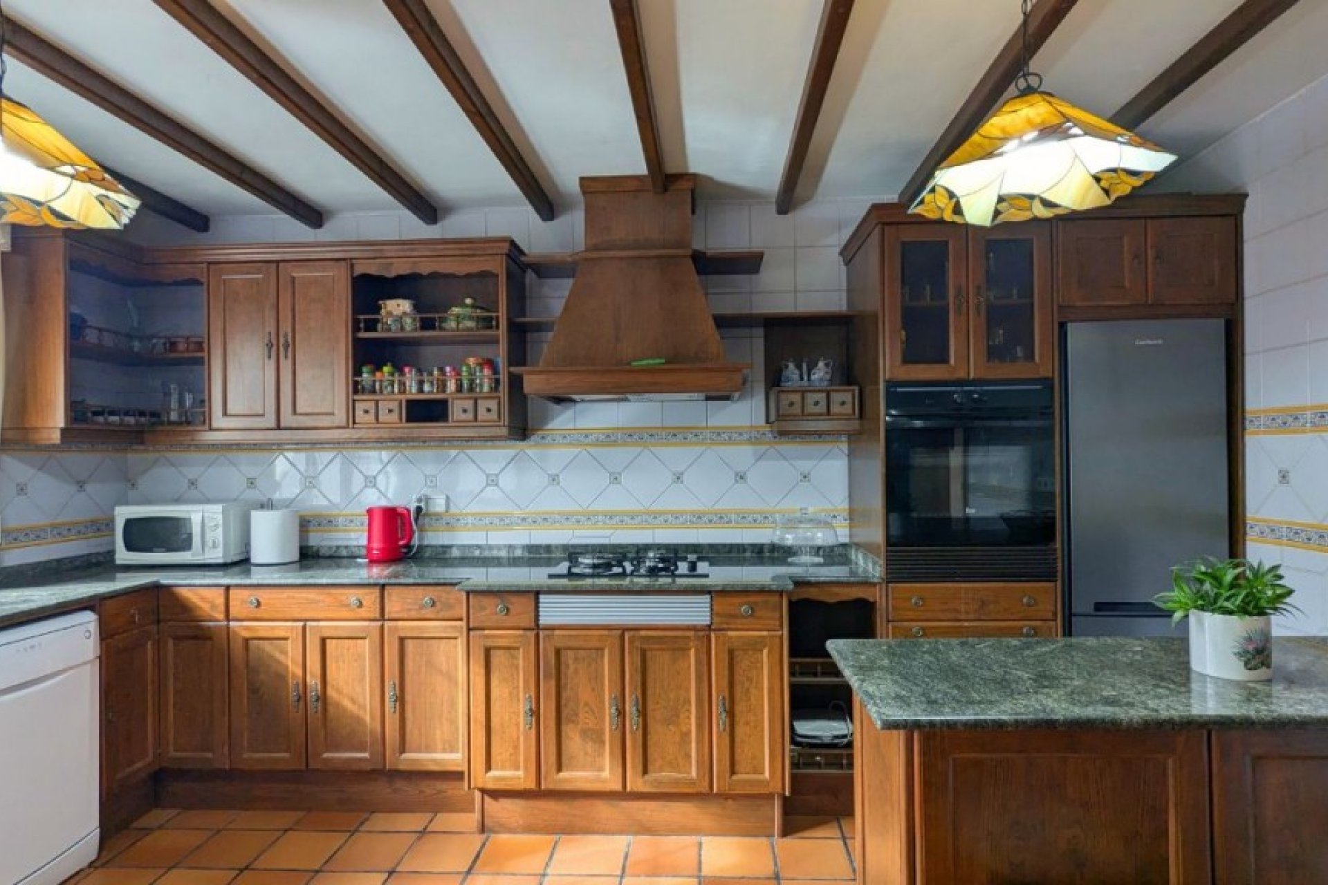 Herverkoop - Detached House / Villa - Mil Palmeras