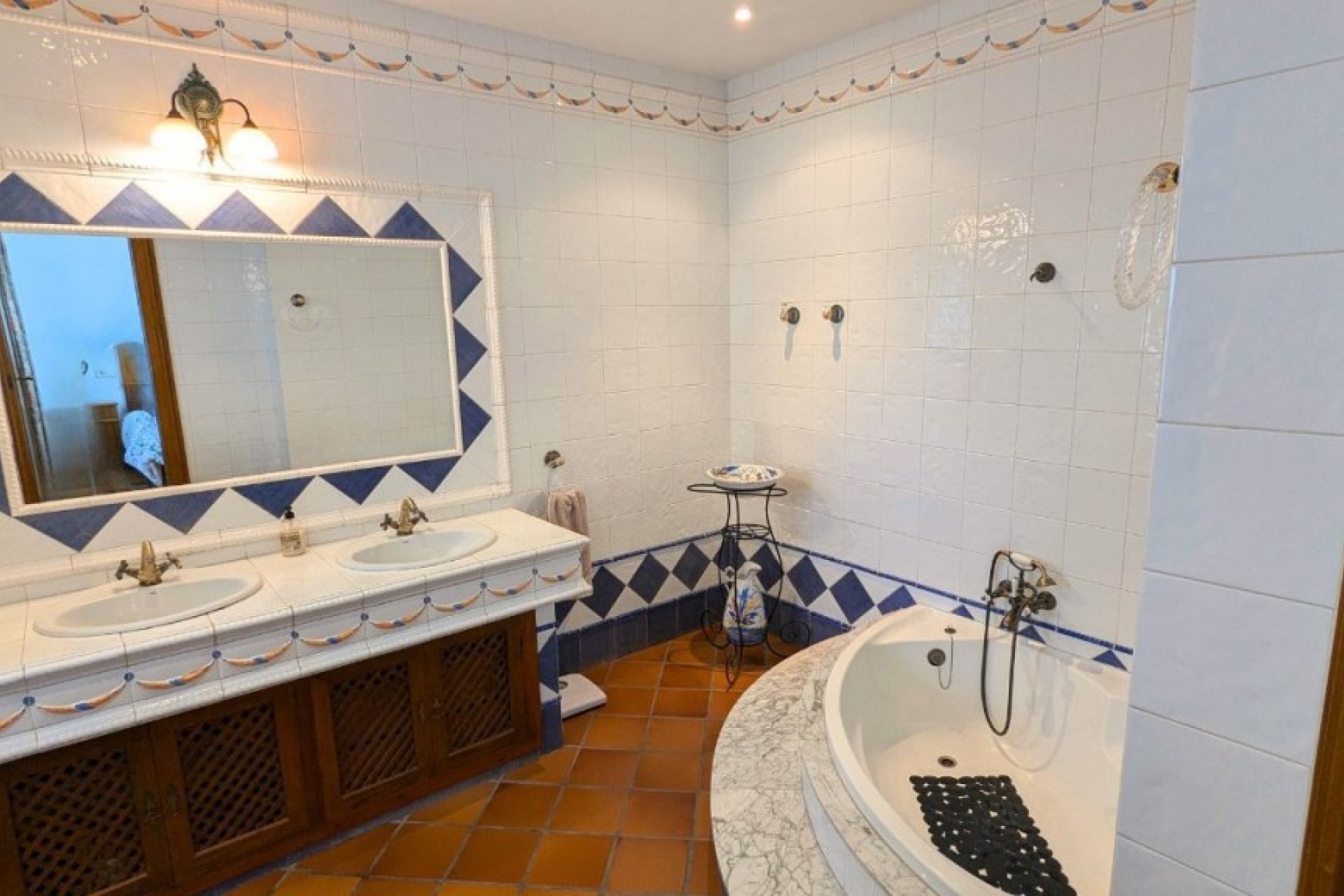 Herverkoop - Detached House / Villa - Mil Palmeras