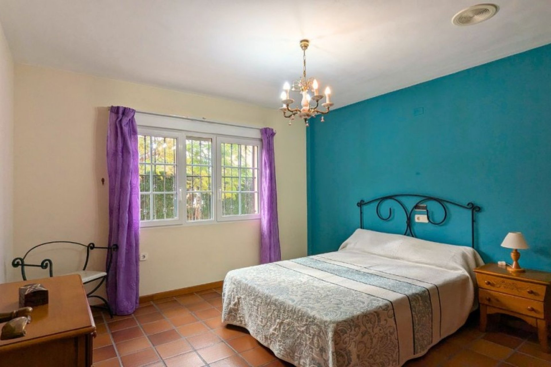 Herverkoop - Detached House / Villa - Mil Palmeras