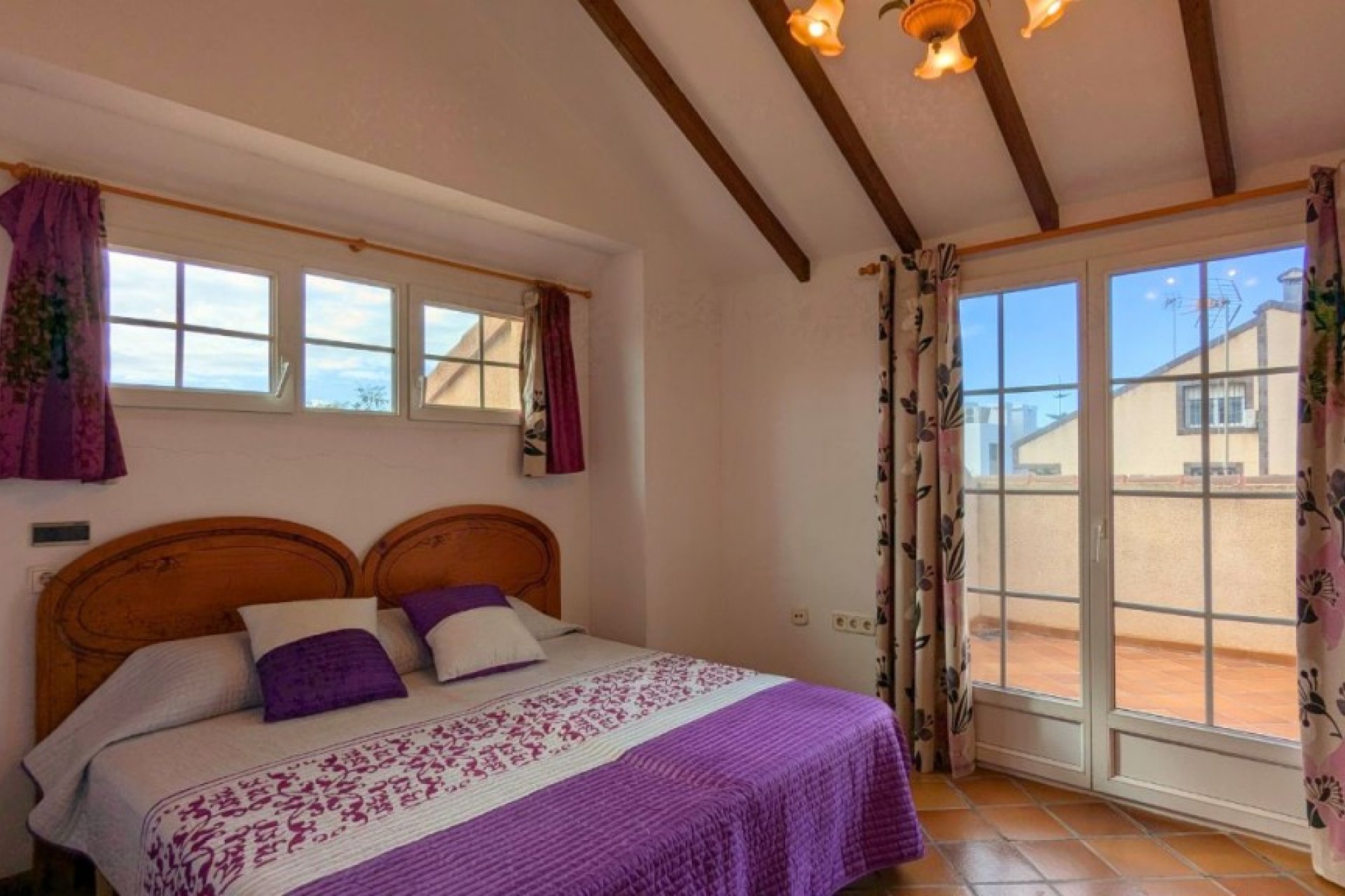 Herverkoop - Detached House / Villa - Mil Palmeras