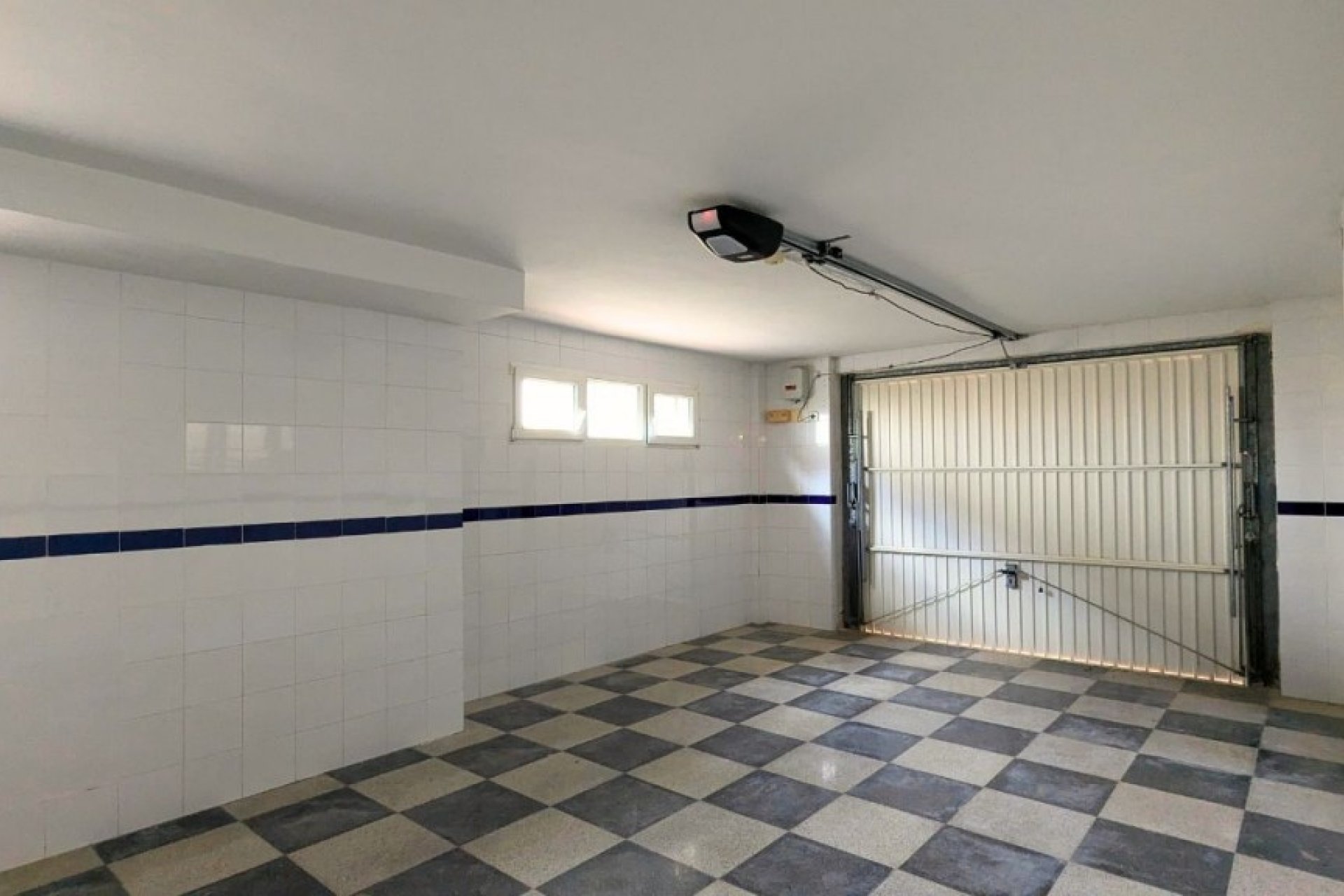 Herverkoop - Detached House / Villa - Mil Palmeras