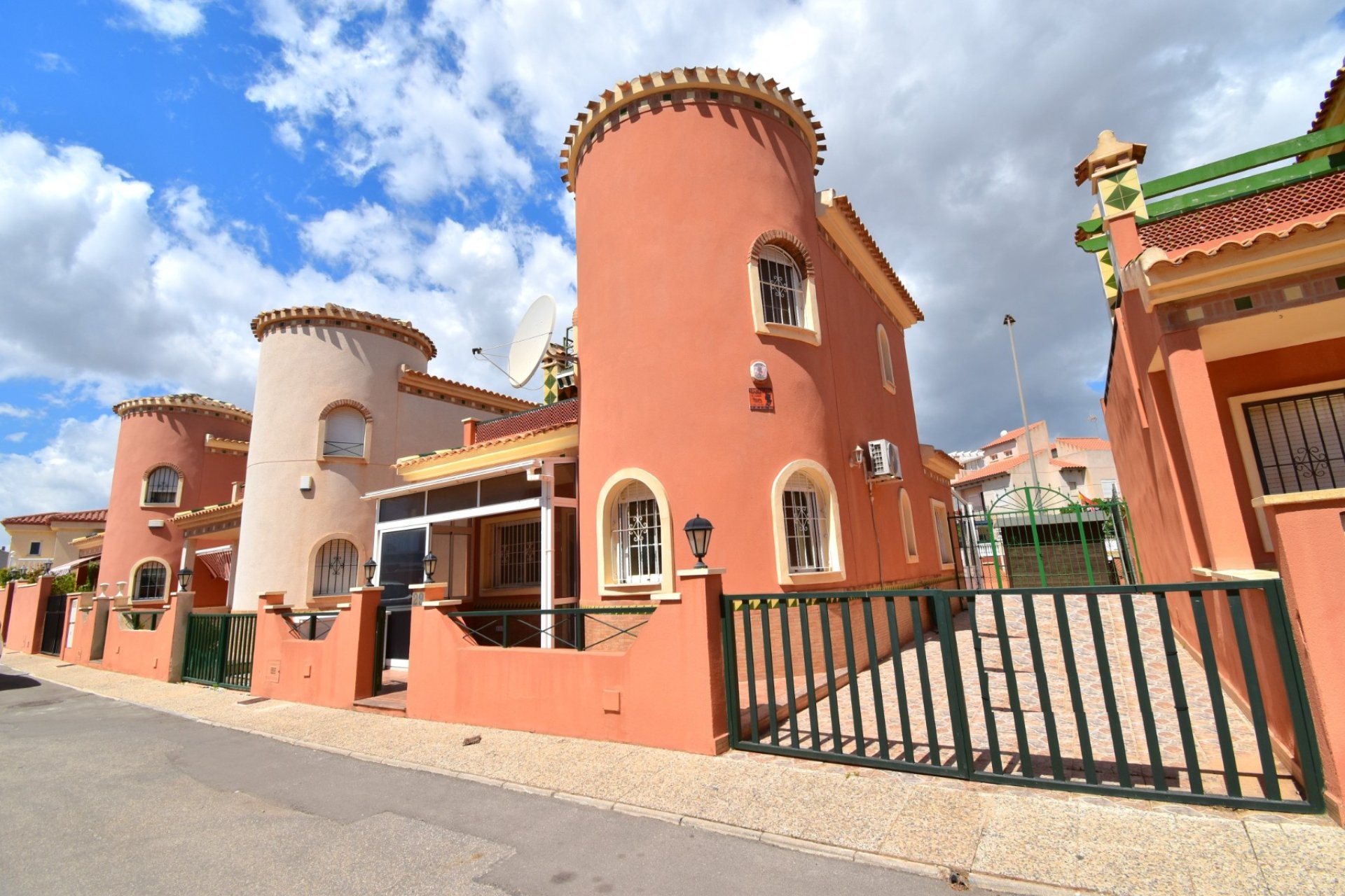 Herverkoop - Detached House / Villa - Orihuela Costa - Playa Flamenca