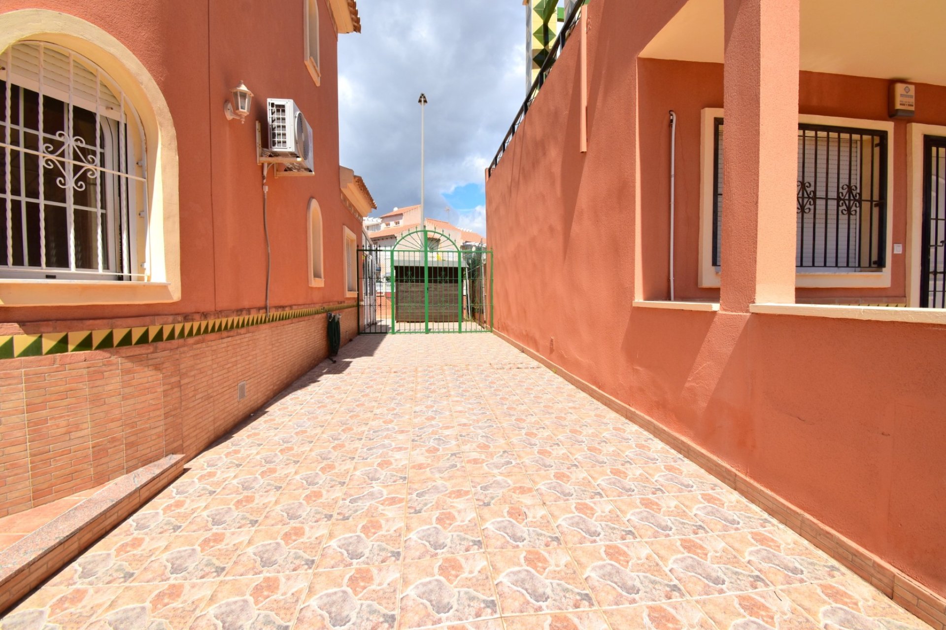Herverkoop - Detached House / Villa - Orihuela Costa - Playa Flamenca