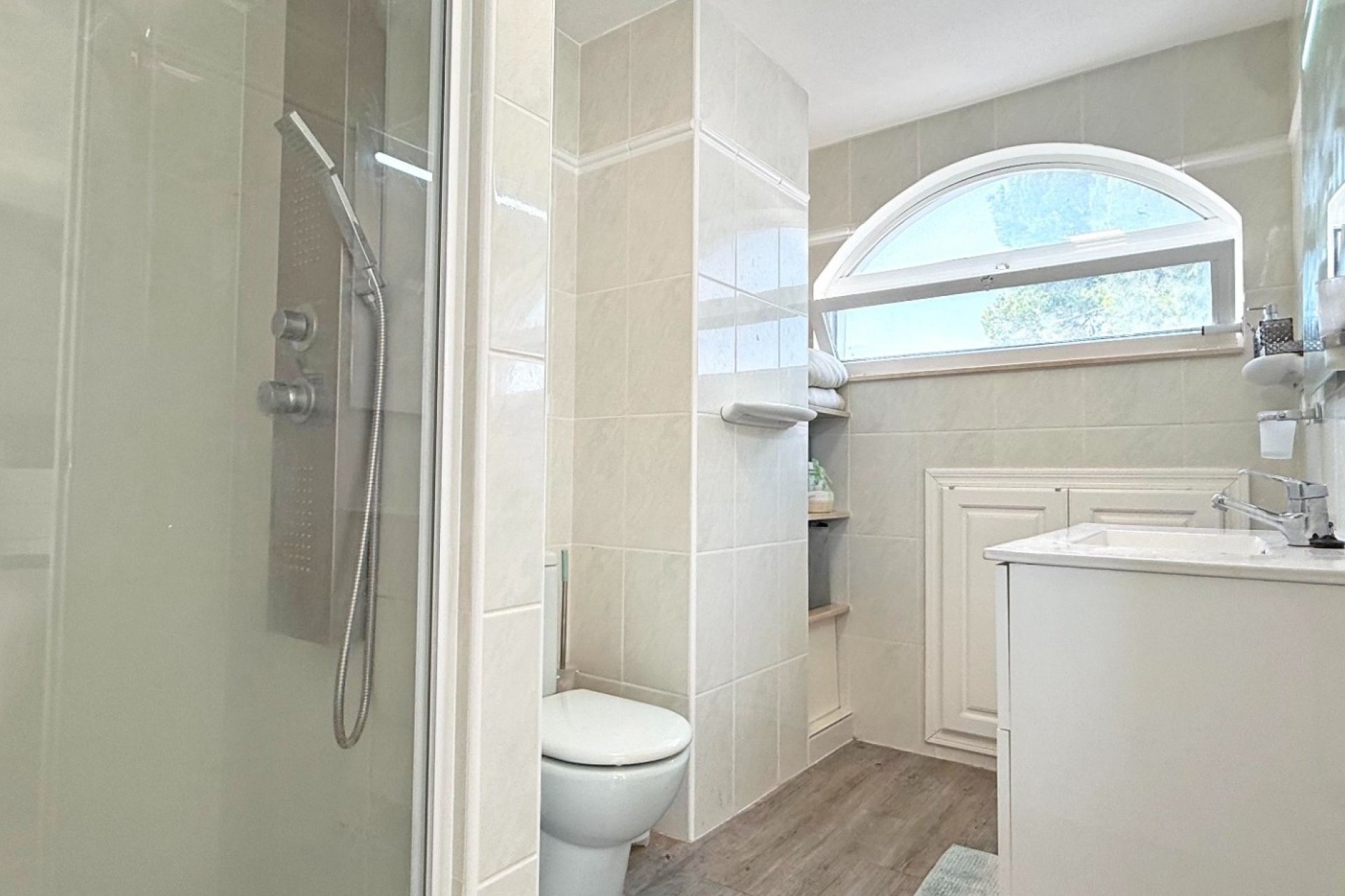 Herverkoop - Detached House / Villa - Orihuela Costa - Villamartín