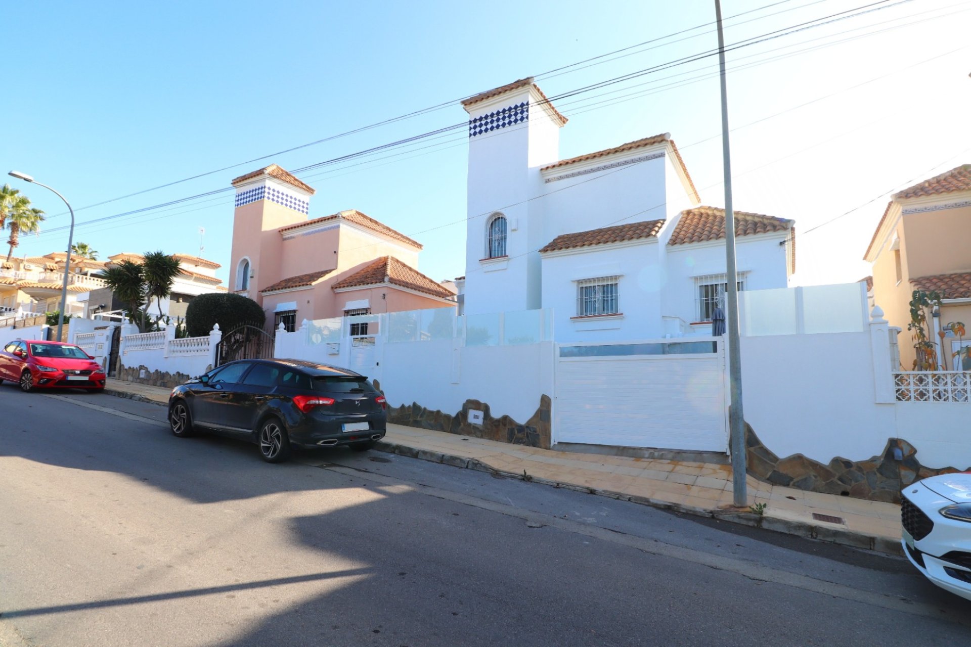 Herverkoop - Detached House / Villa - Orihuela Costa - Villamartin