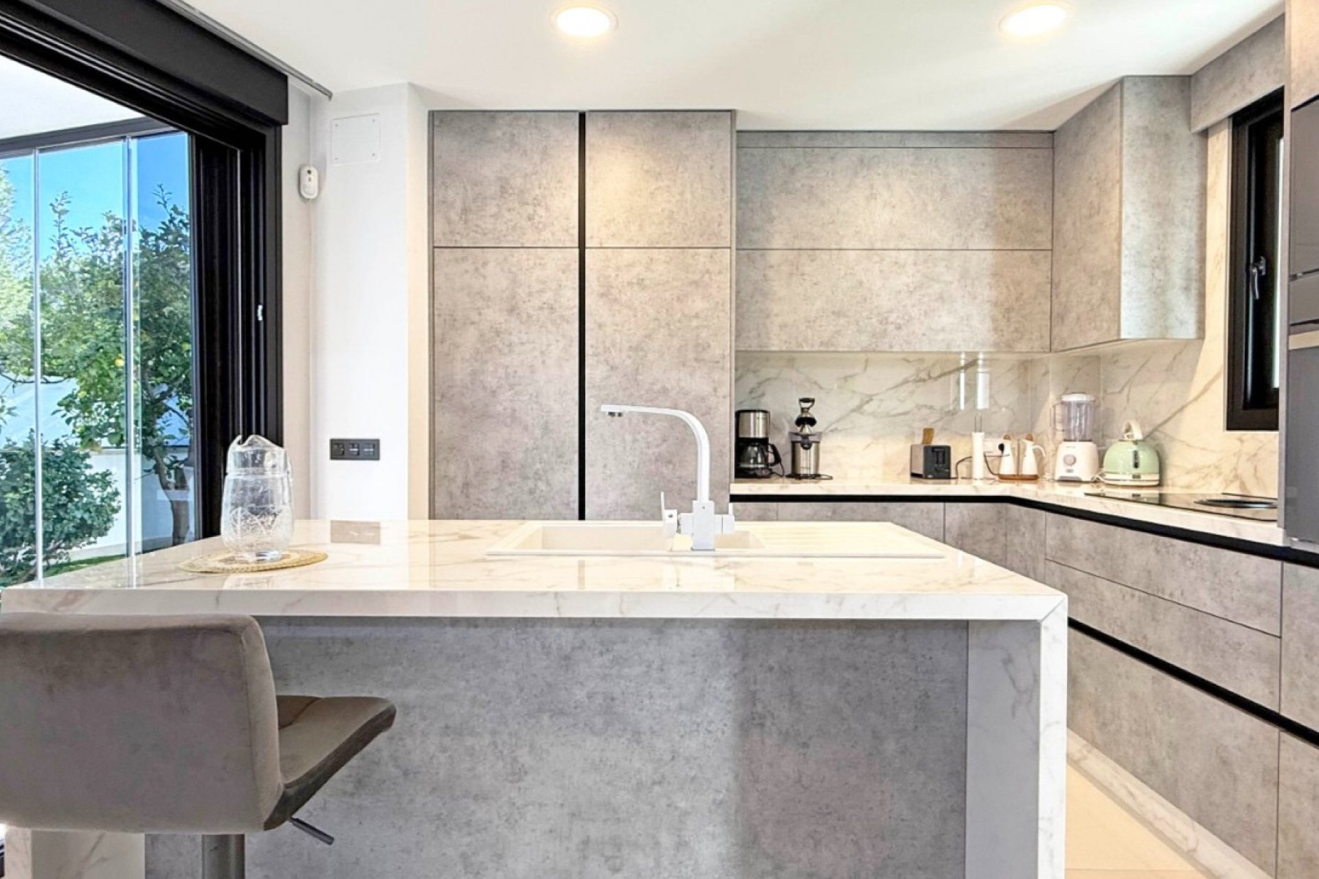 Herverkoop - Detached House / Villa - Orihuela Costa - Villamartín