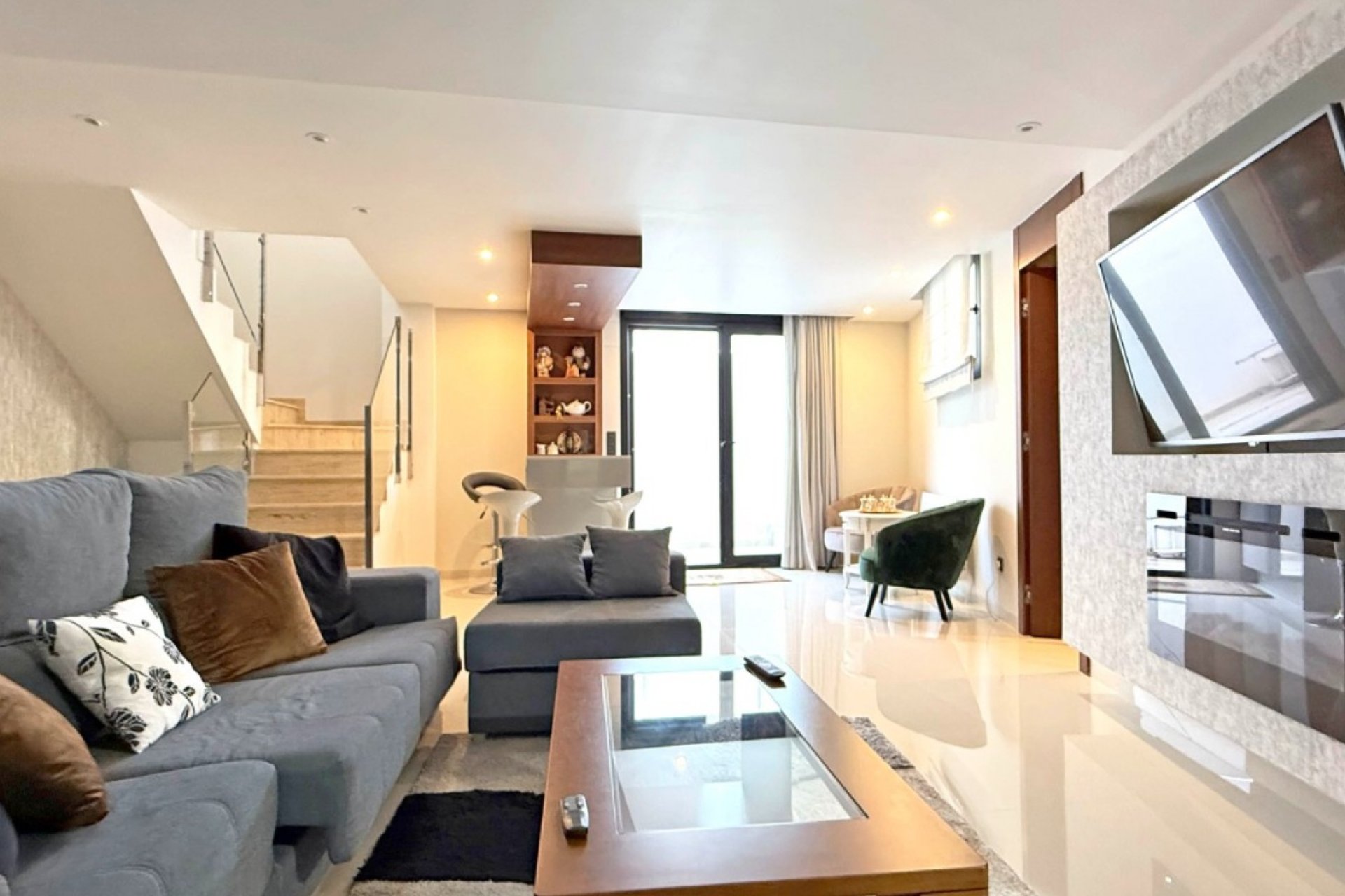 Herverkoop - Detached House / Villa - Orihuela Costa - Villamartín