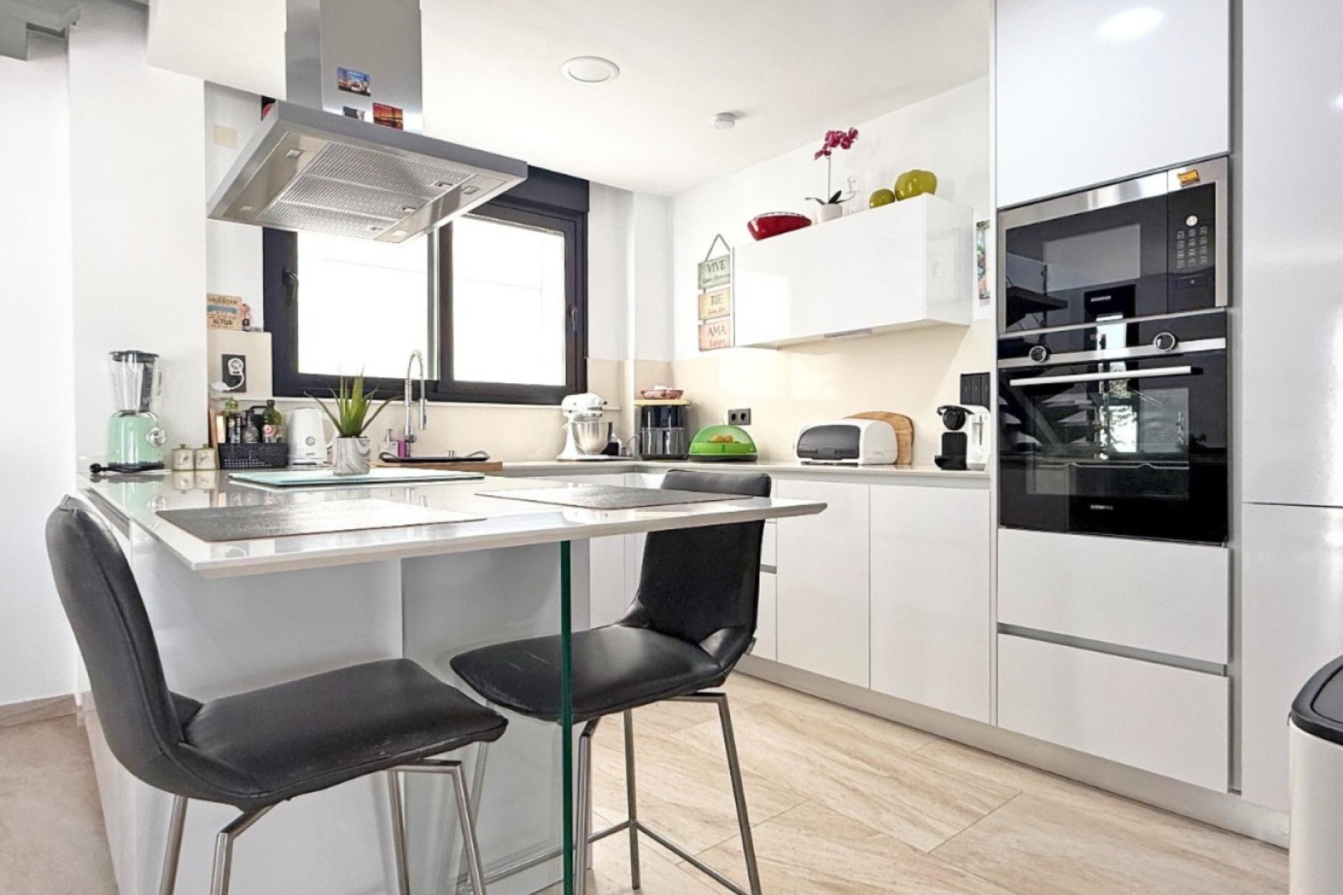 Herverkoop - Detached House / Villa - Orihuela Costa - Villamartín