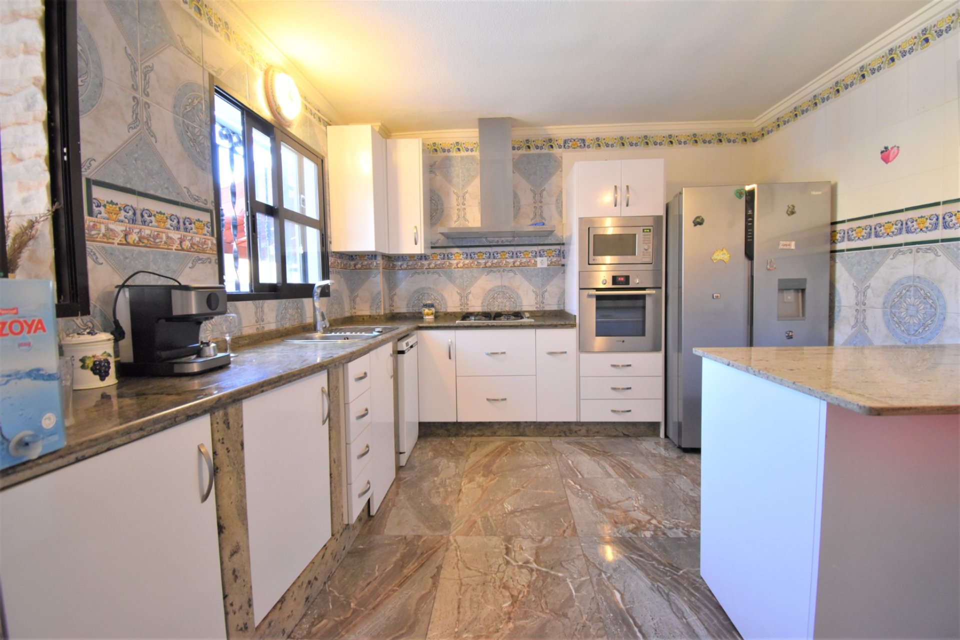 Herverkoop - Detached House / Villa - Orihuela Costa - Villamartin