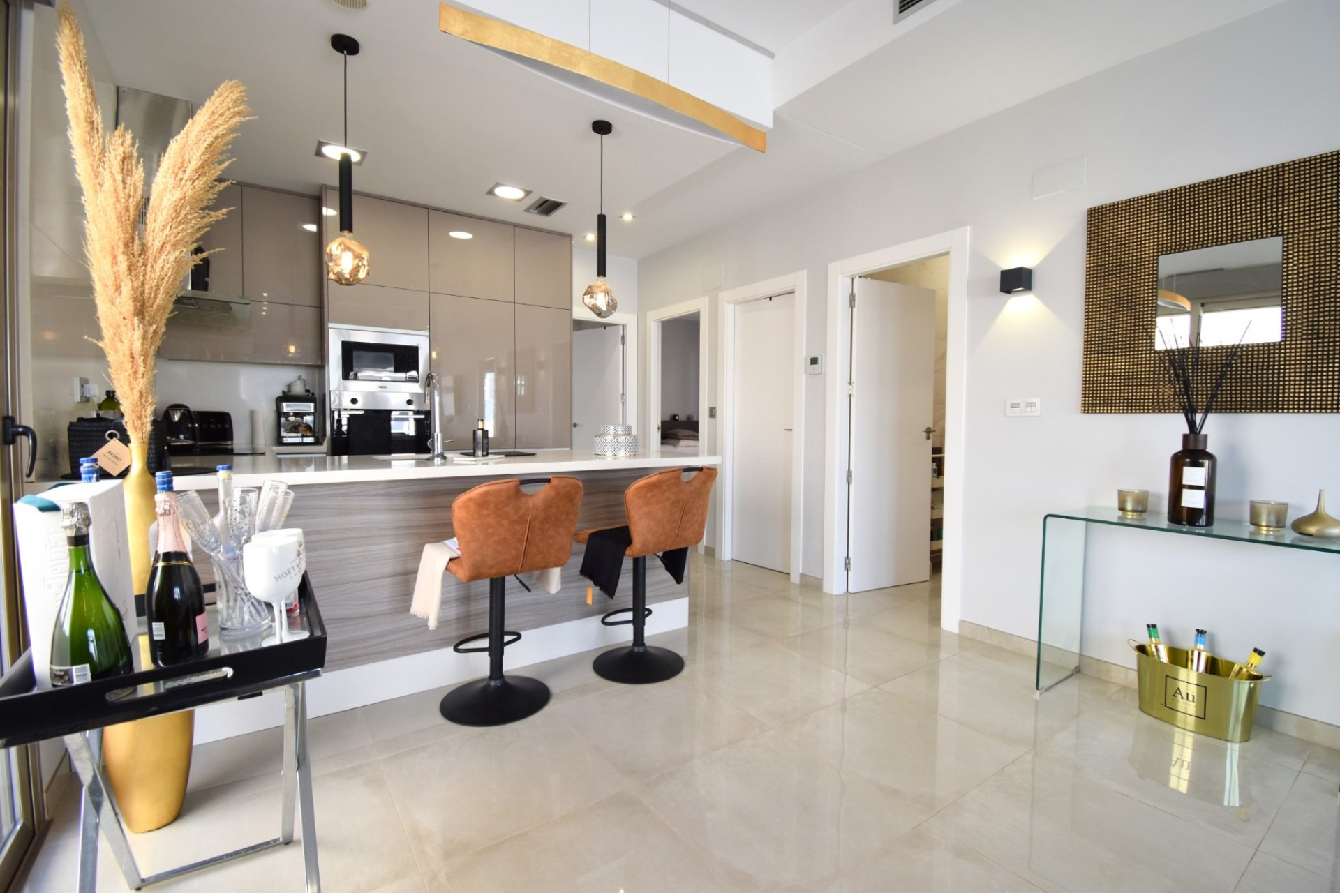 Herverkoop - Detached House / Villa - Orihuela Costa - Villamartin