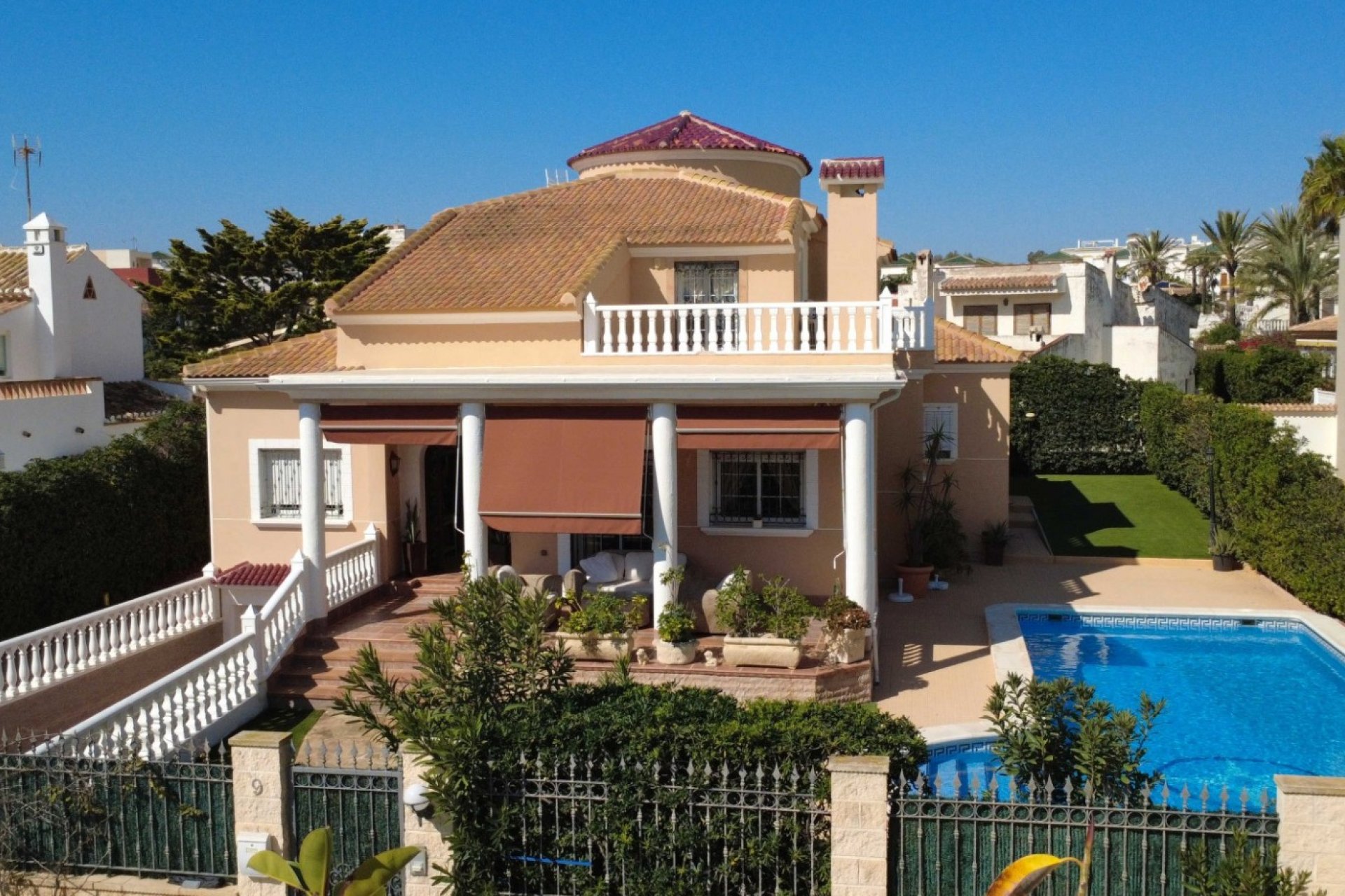 Herverkoop - Detached House / Villa - Torrevieja - Torrelamata - La Mata