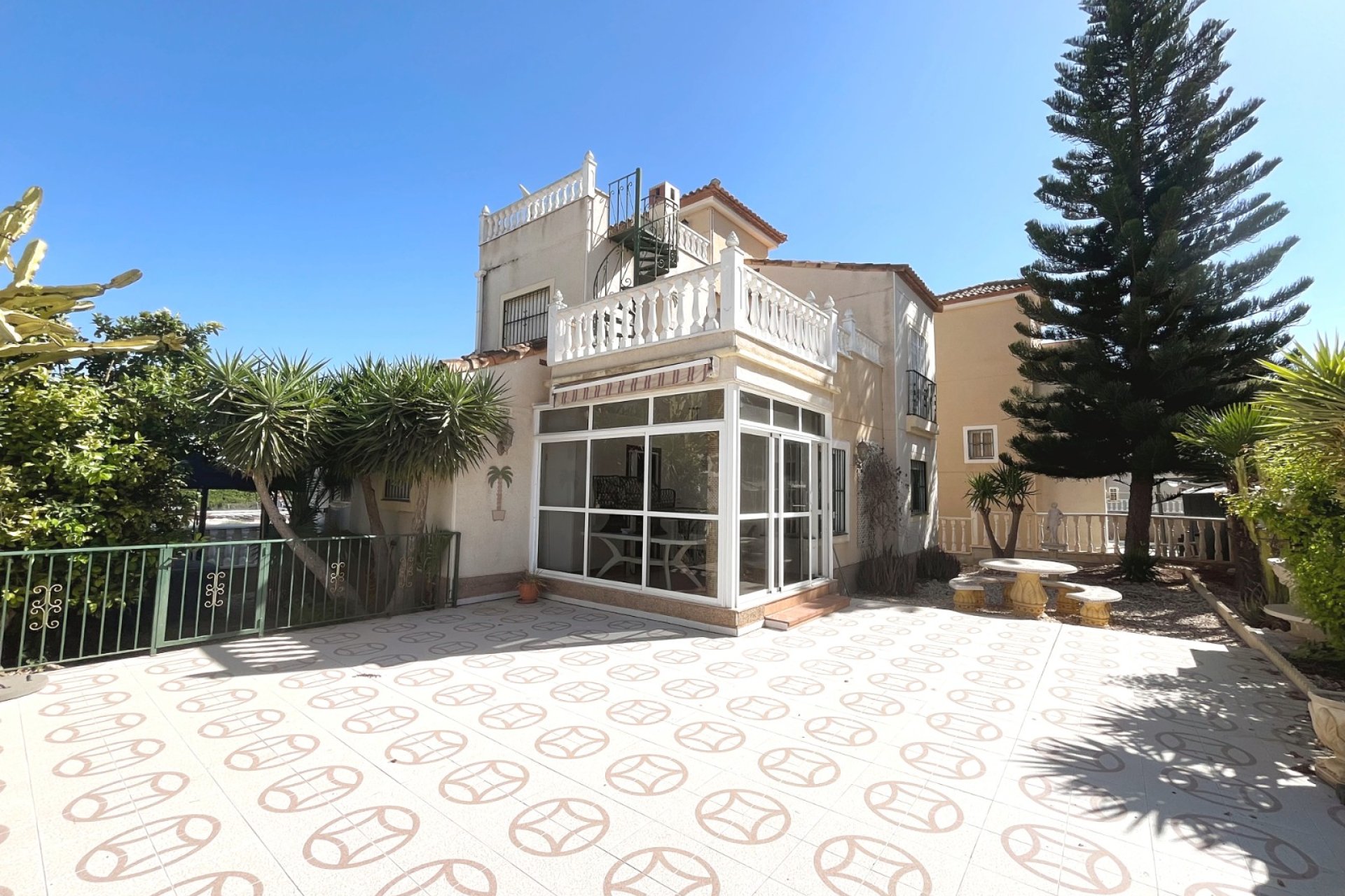 Herverkoop - Detached villa - Algorfa - Montebello