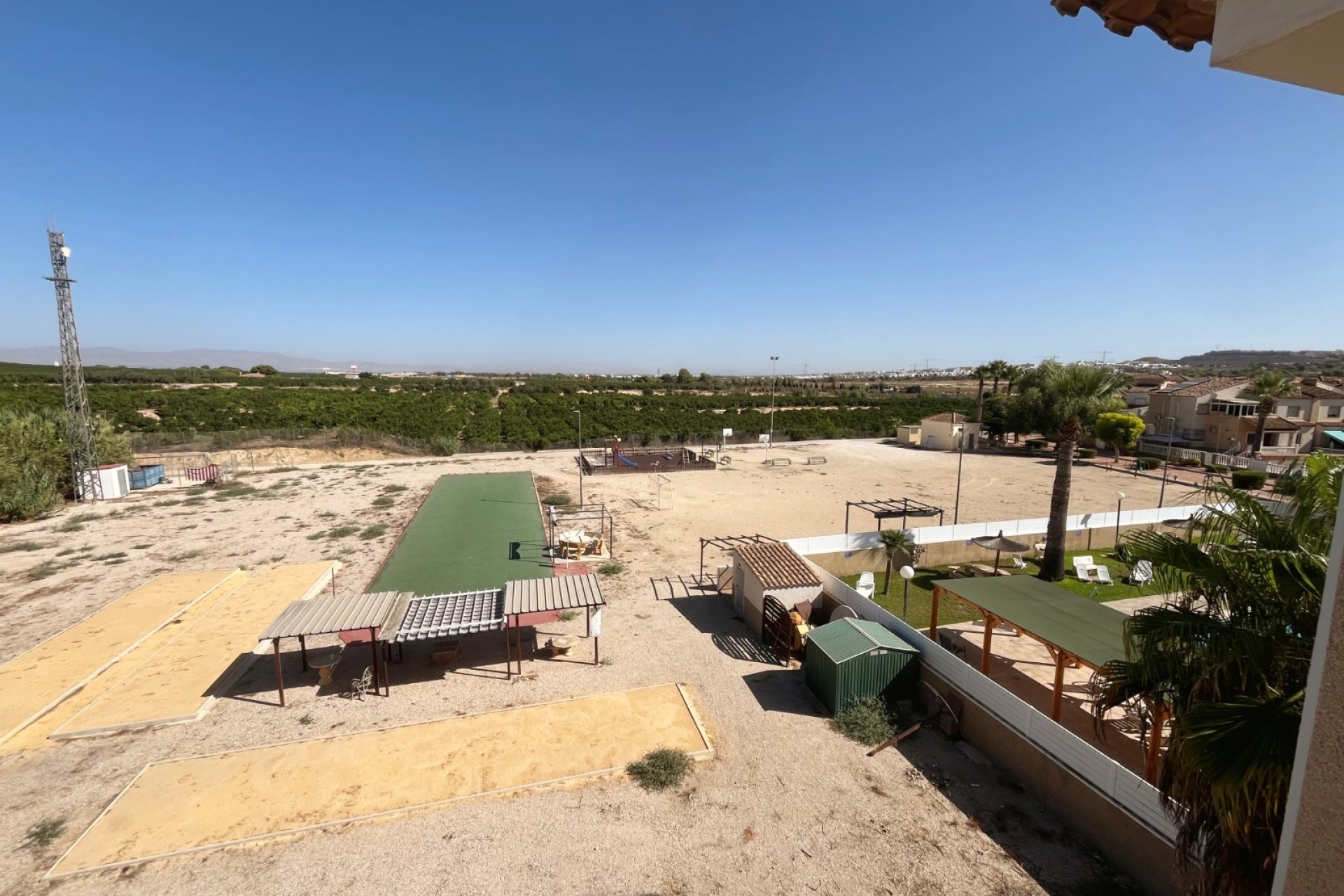 Herverkoop - Detached villa - Algorfa - Montebello