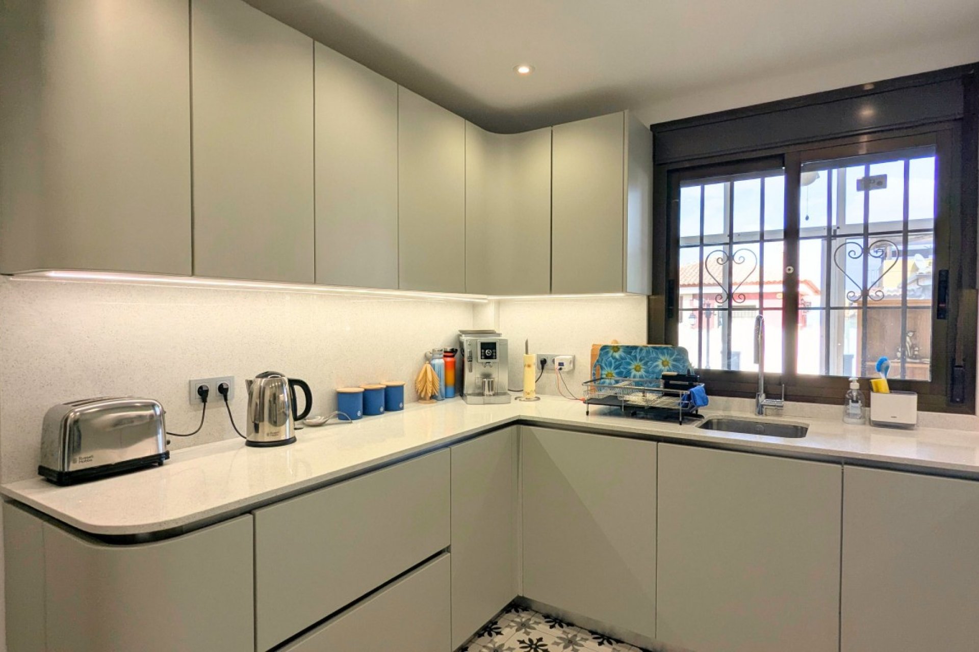 Herverkoop - Detached villa - Orihuela - Bigastro