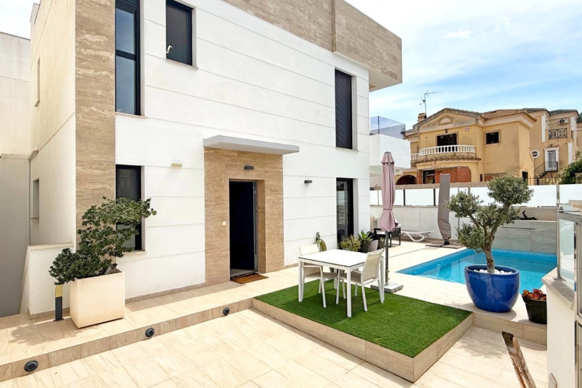 Herverkoop - Detached villa - Orihuela Costa - Villamartín