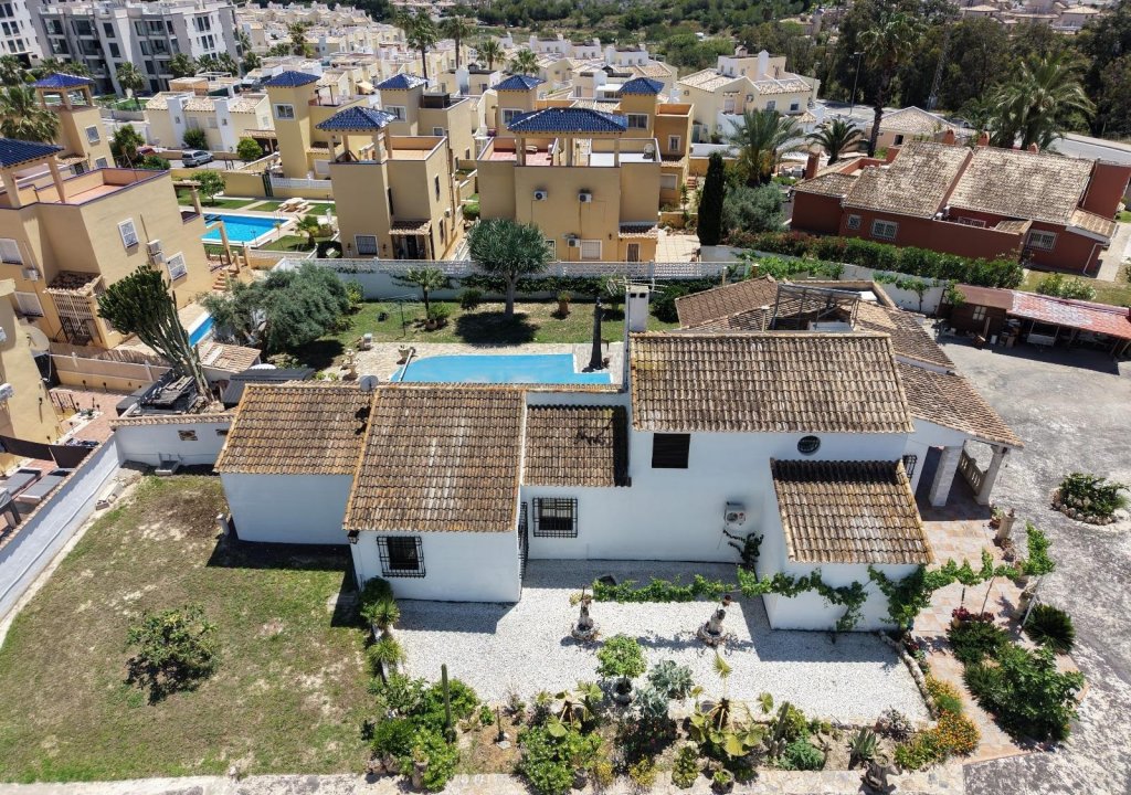 Herverkoop - Detached villa - Orihuela Costa - Villamartin