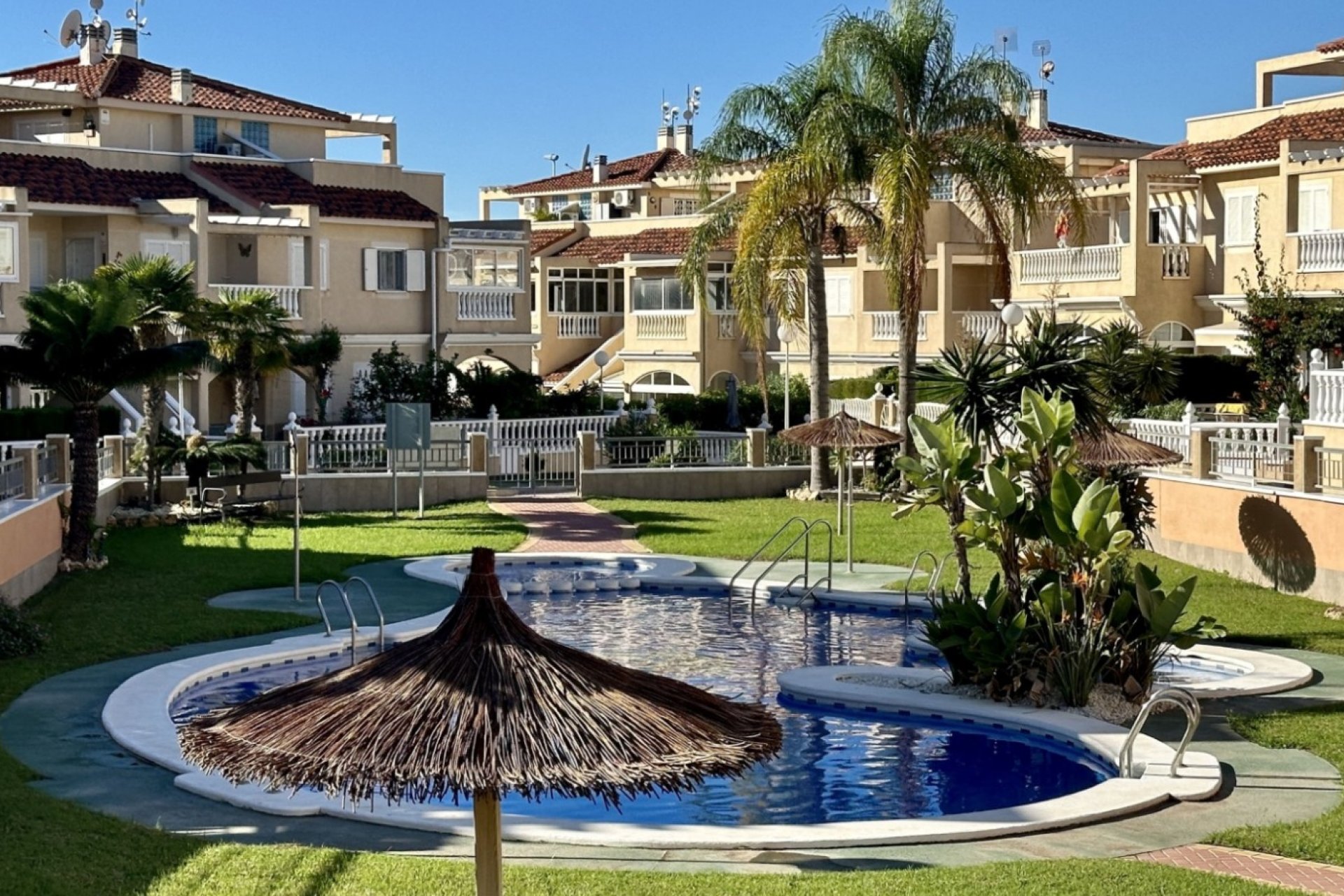 Herverkoop - duplex - Orihuela Costa - Playa Flamenca