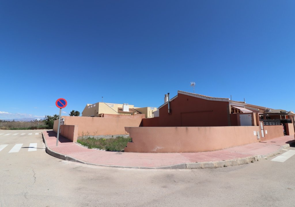 Herverkoop - Plot of Land - Daya Nueva - Daya Nueva - Town