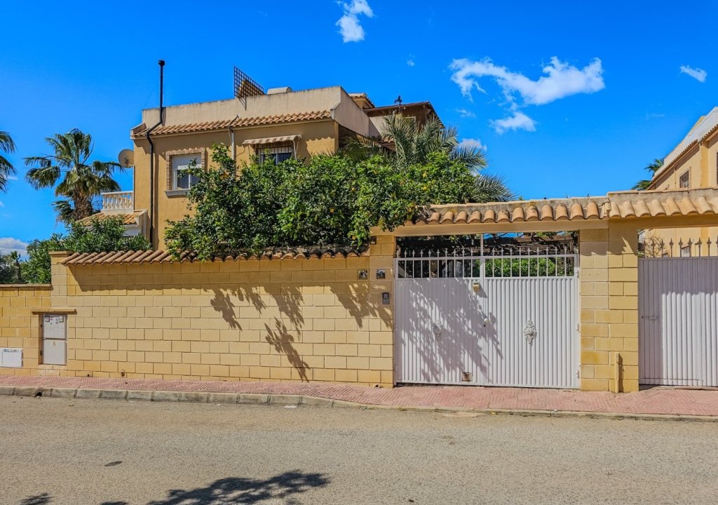 Herverkoop - Quad Villa - Ciudad Quesada - Lo Marabu