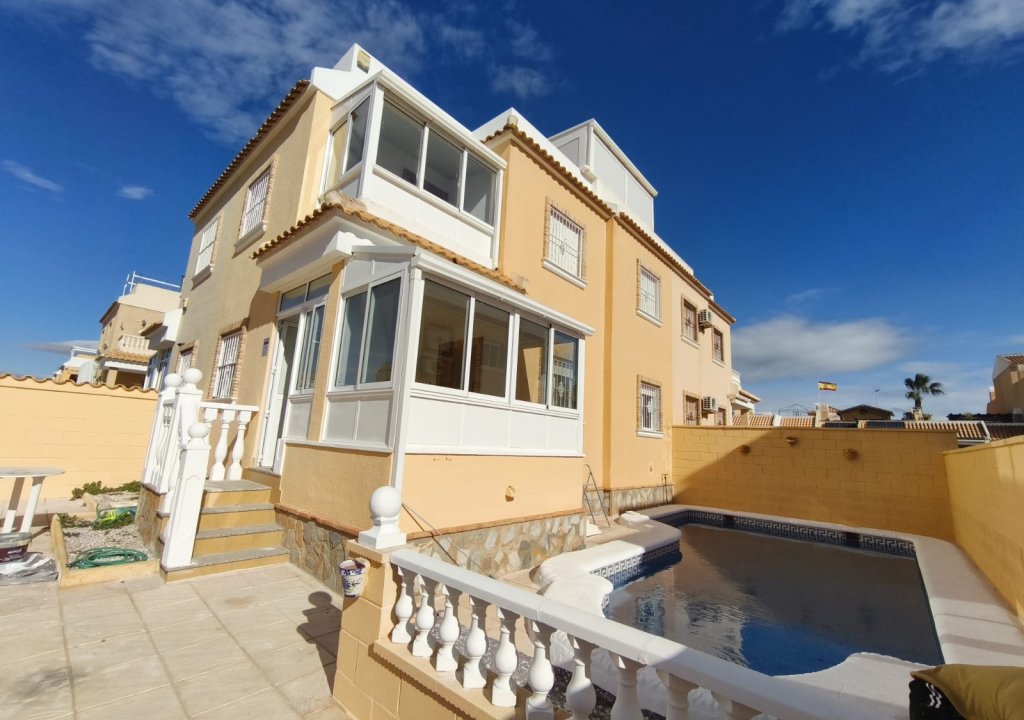 Herverkoop - Quad Villa - Ciudad Quesada - Lo Marabu