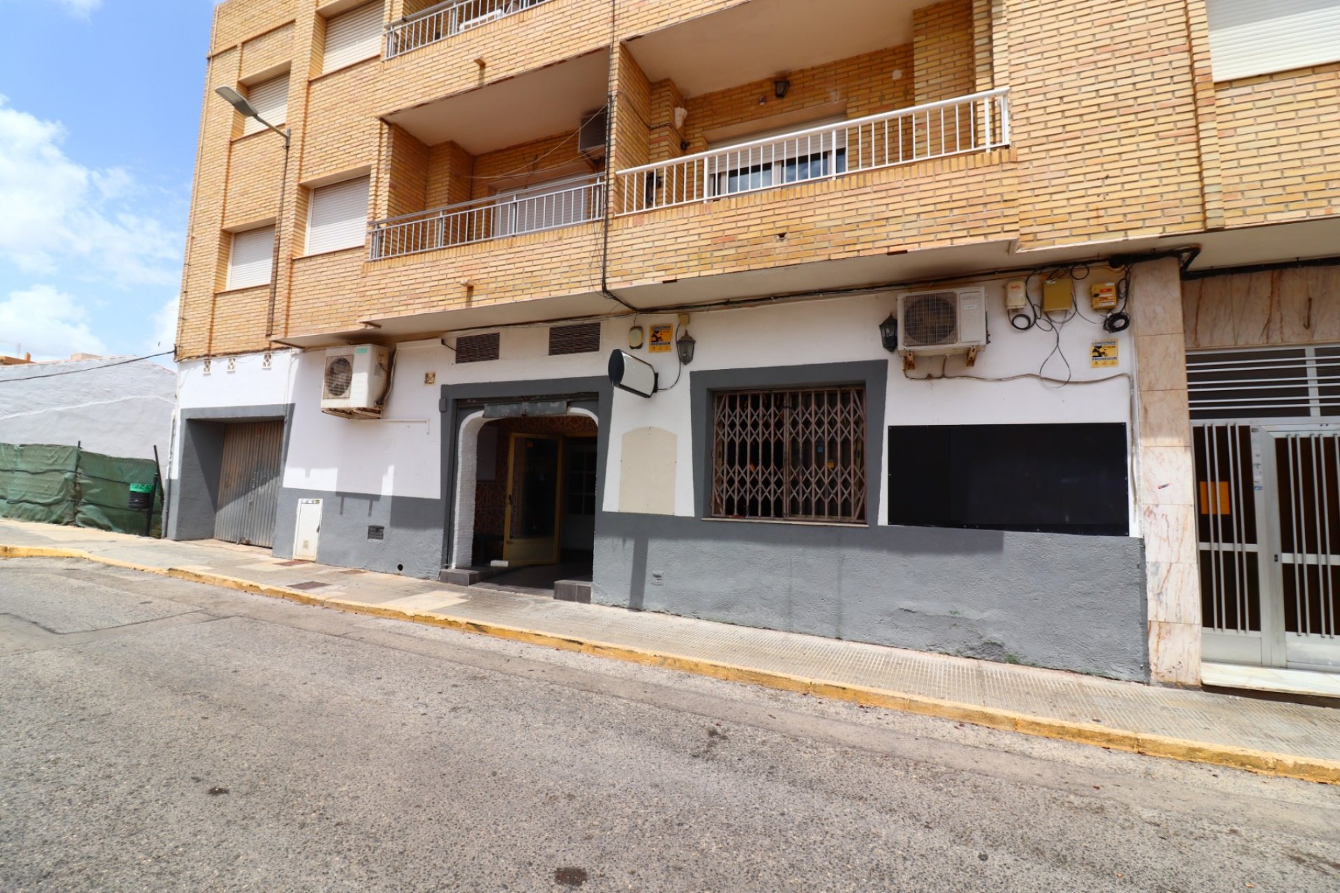 Herverkoop - Reclame - Los Montesinos - Los Montesinos - Village