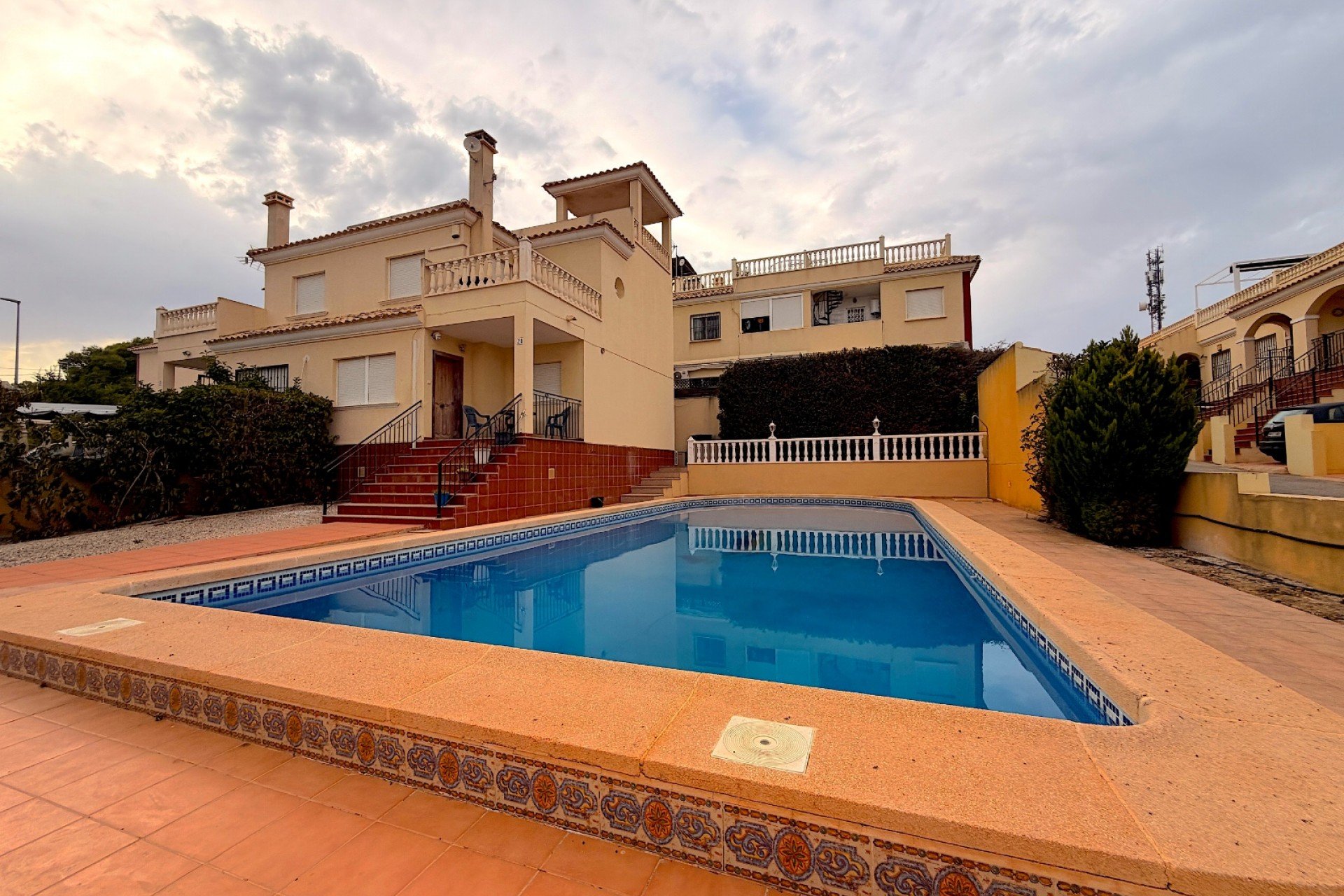 Herverkoop - Semi Detached - Algorfa - Montemar