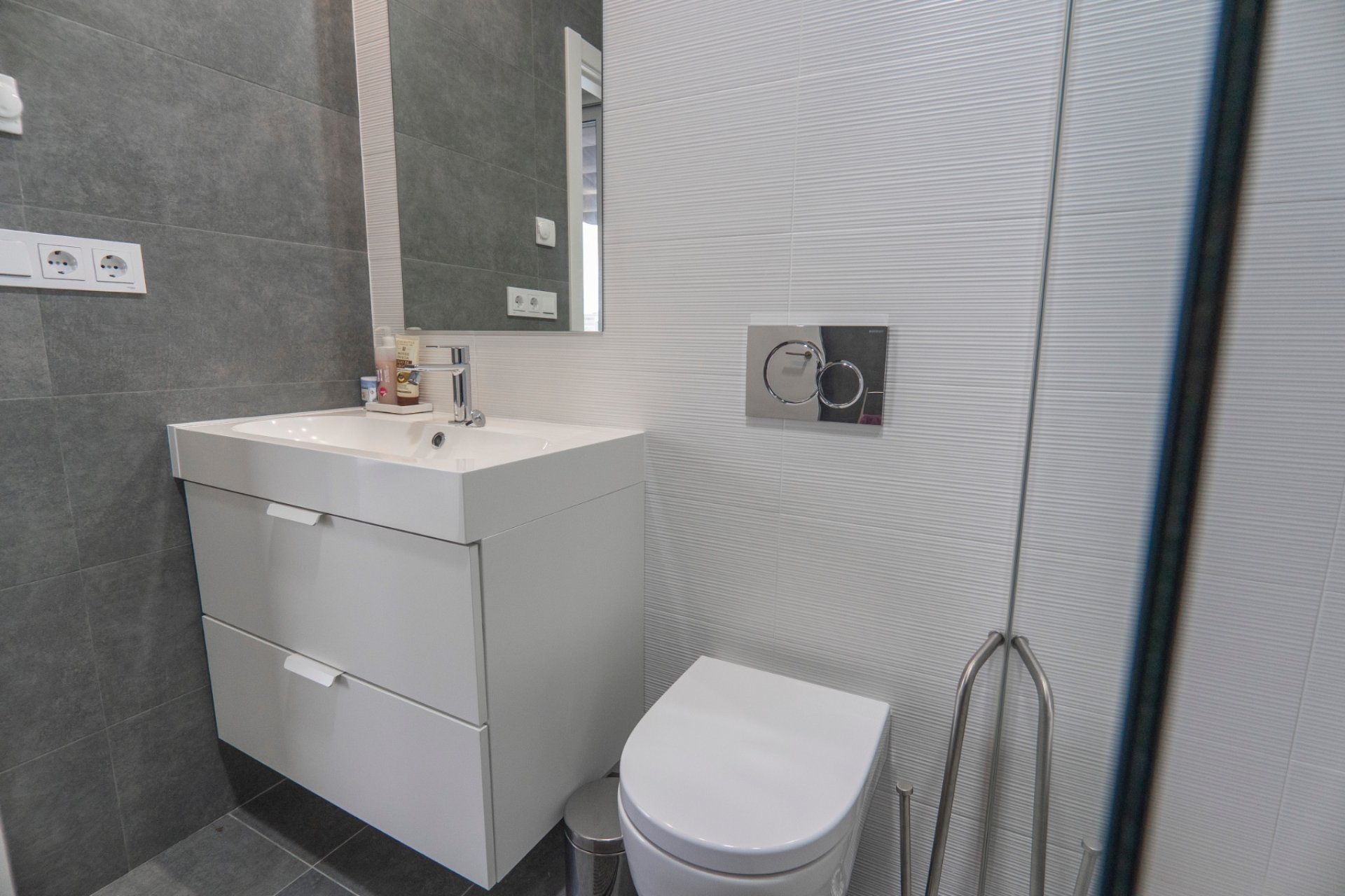 Herverkoop - Semi Detached - Dolores