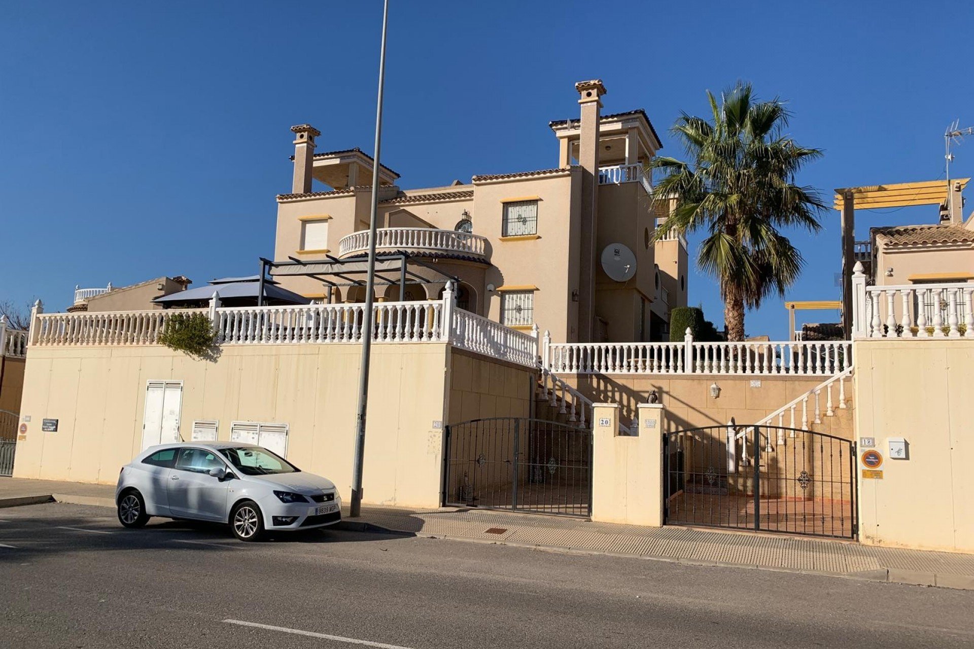 Herverkoop - Semi Detached - Guardamar del Segura - El Raso