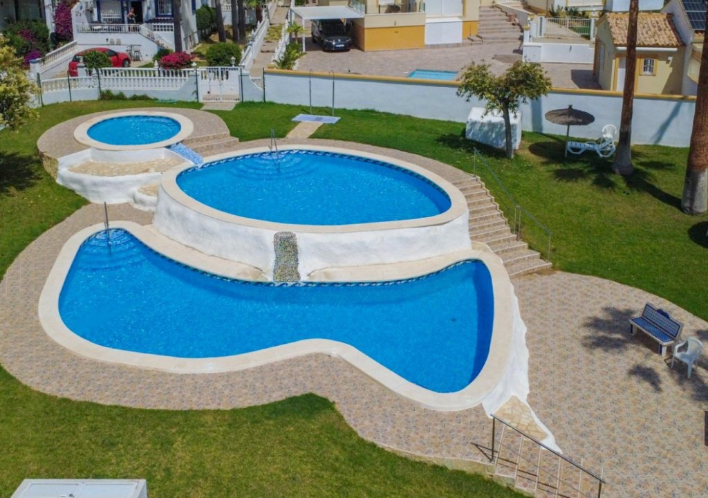 Herverkoop - Semi Detached - Orihuela Costa - La Rioja