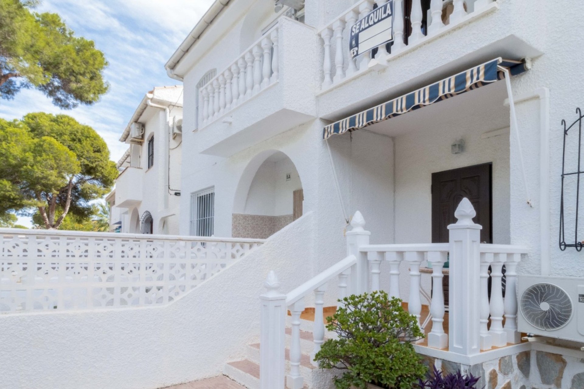 Herverkoop - Semi Detached - Orihuela Costa - La Zenia