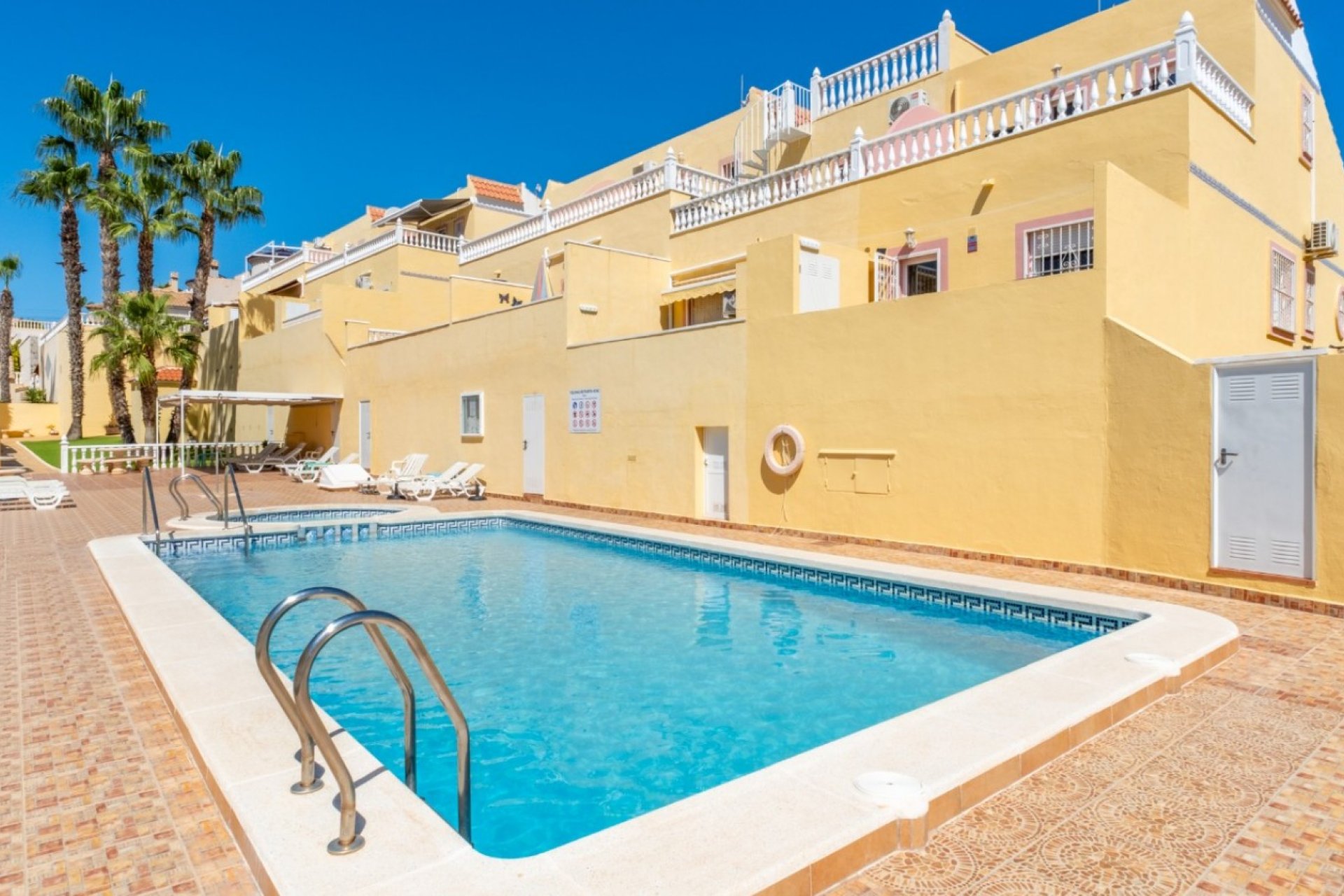Herverkoop - Semi Detached - Orihuela Costa - Las Filipinas