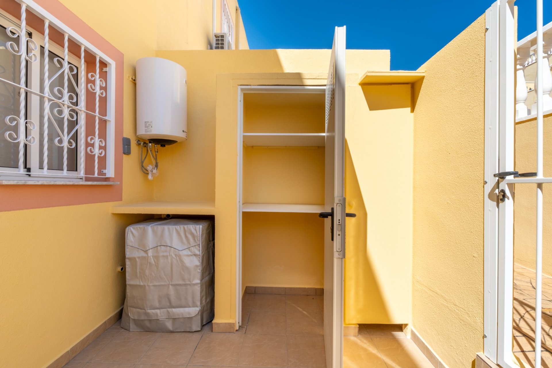 Herverkoop - Semi Detached - Orihuela Costa - Las Filipinas