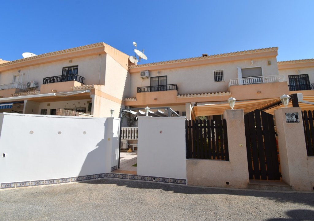 Herverkoop - Semi Detached - Orihuela Costa - Playa Flamenca