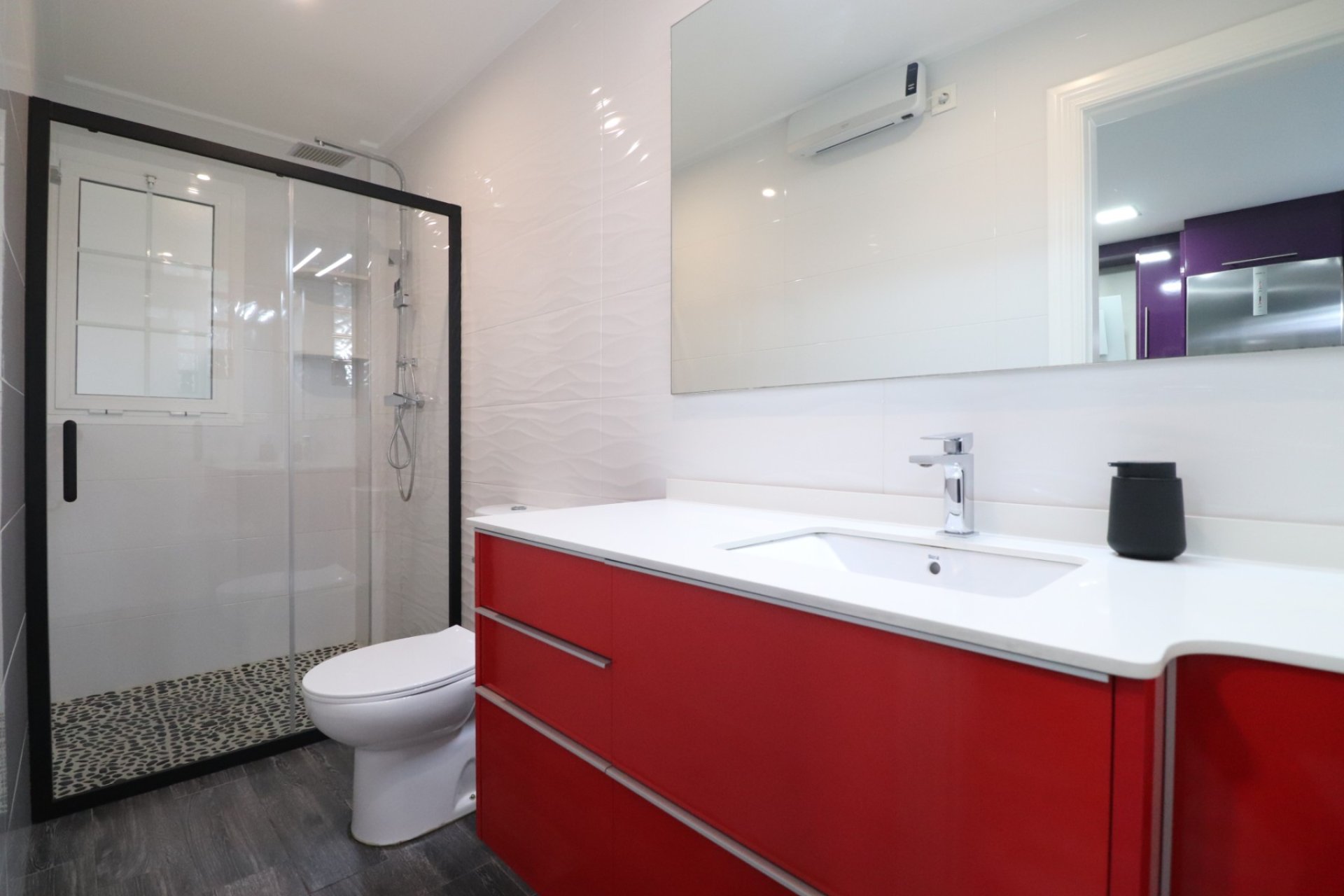 Herverkoop - Semi Detached - Redovan - Redovan - Town