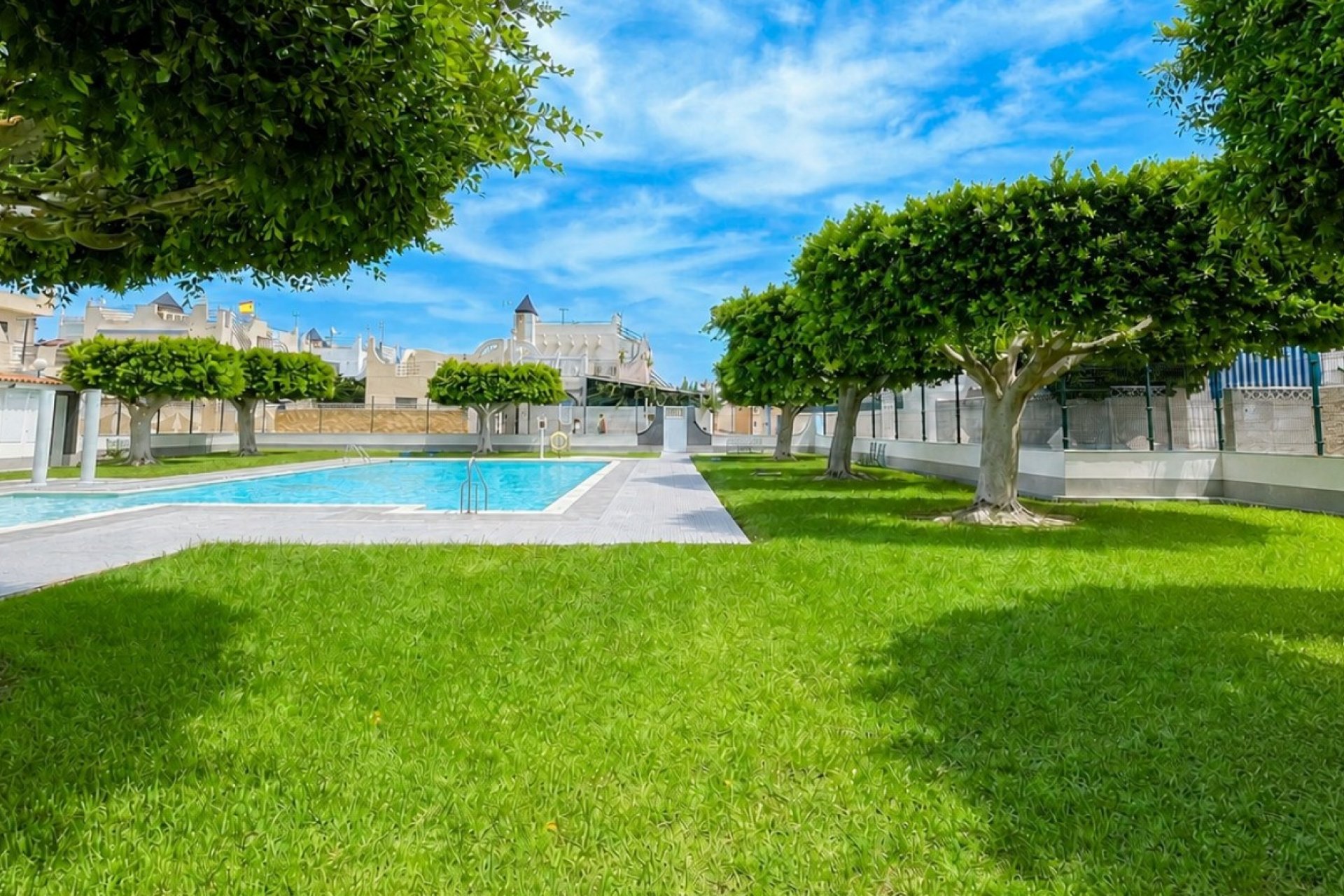 Herverkoop - Semi Detached - Torrevieja - La Siesta - El Salado -  Torreta