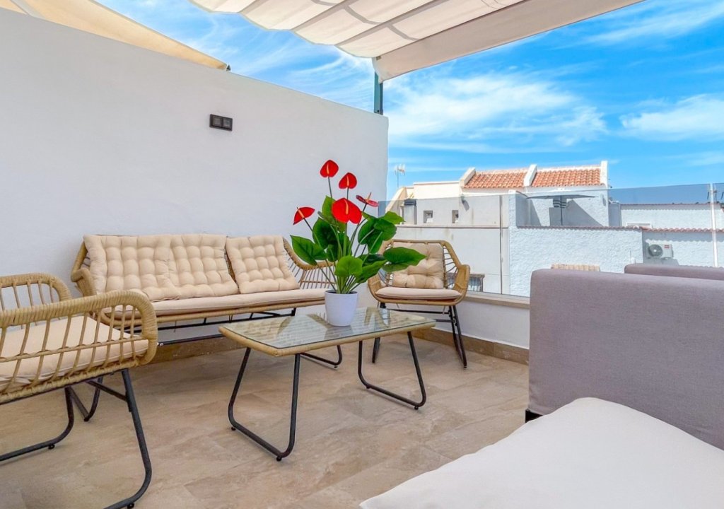 Herverkoop - Semi Detached - Torrevieja - Nueva Torrevieja - Aguas Nuevas