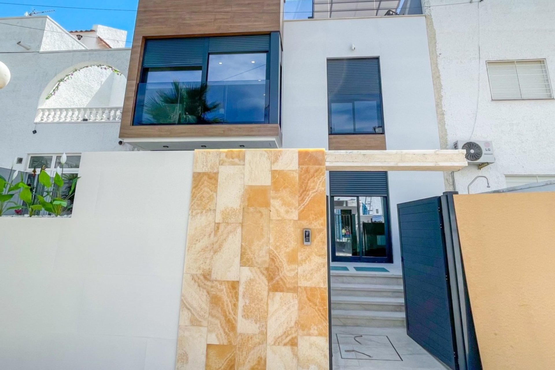 Herverkoop - Semi Detached - Torrevieja - Nueva Torrevieja - Aguas Nuevas