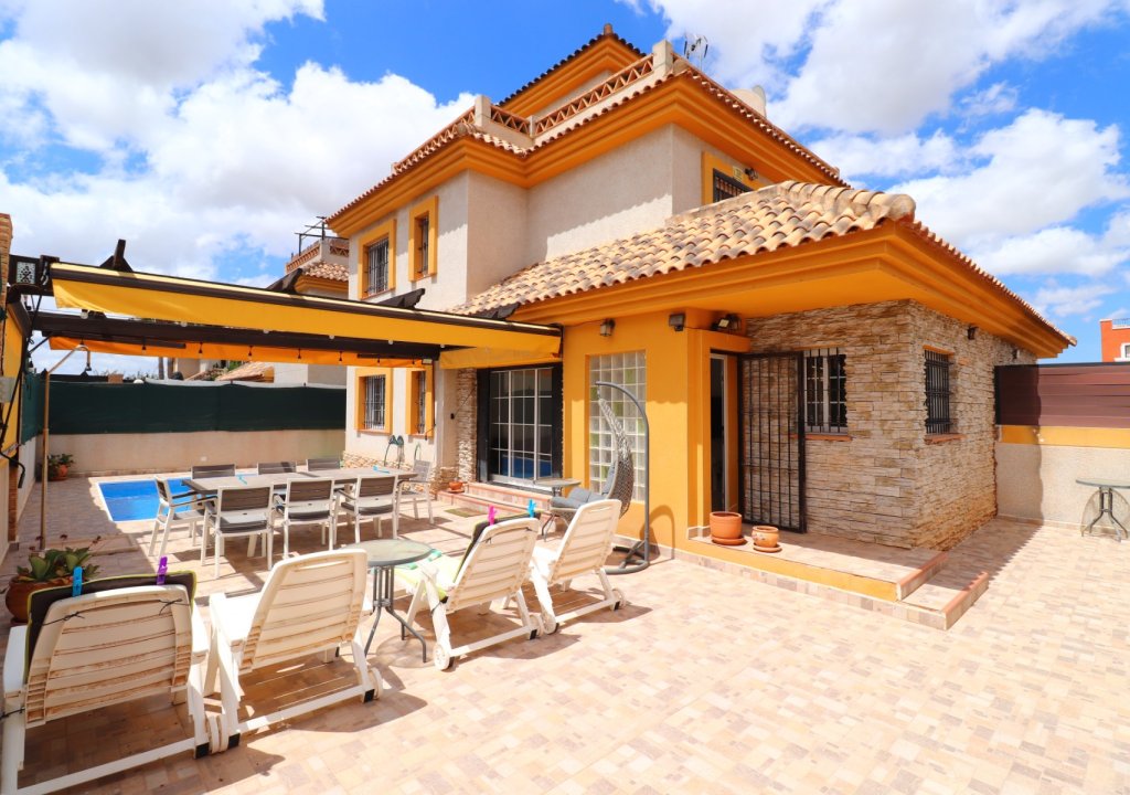 Herverkoop - Semi Detached Villa - Montesinos - La Herrada