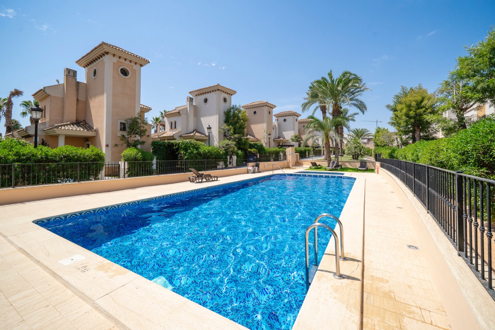 Herverkoop - Semidetached - Algorfa